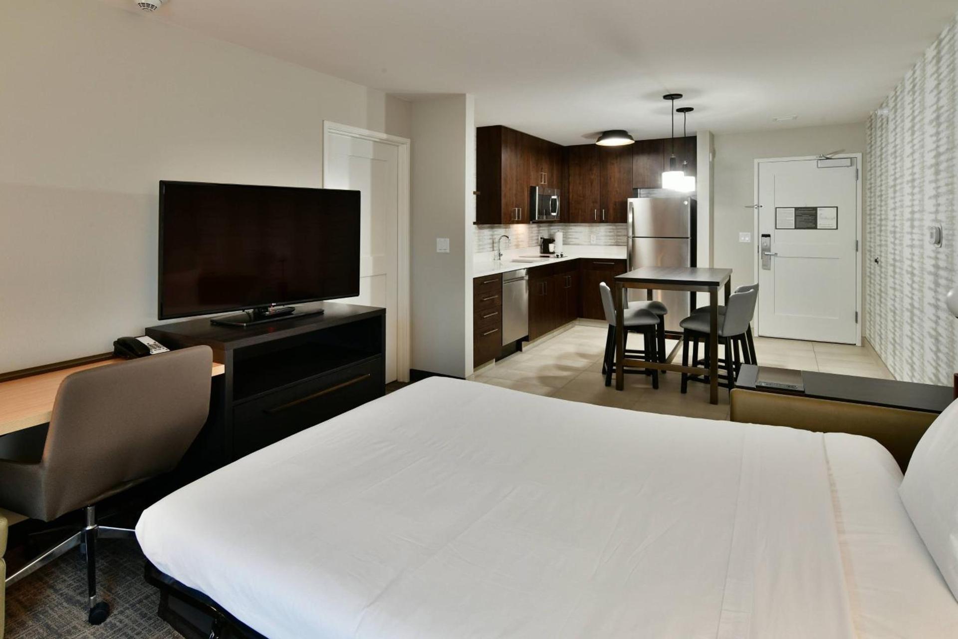 Residence Inn by Marriott Eau Claire photo 21