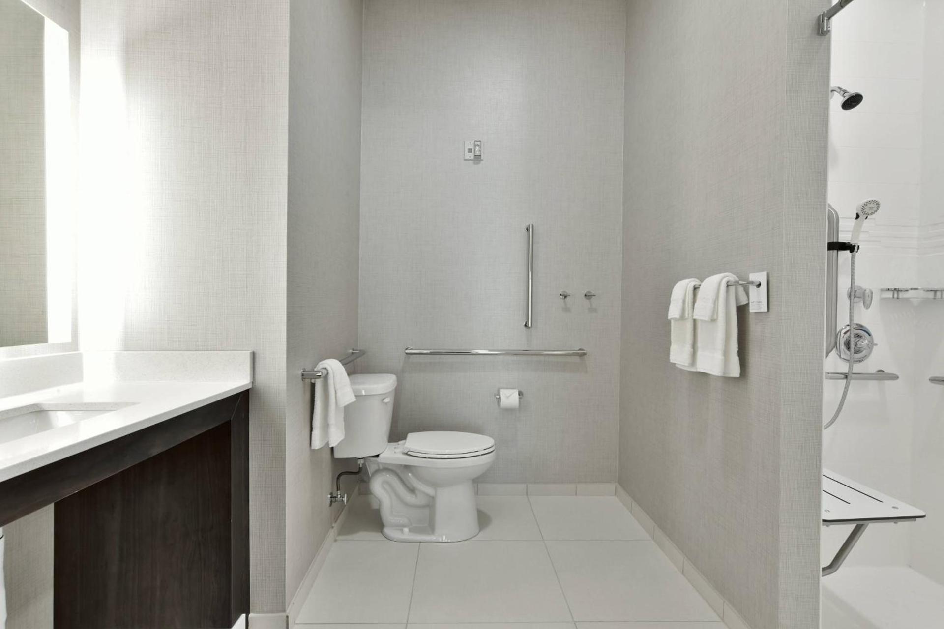 Residence Inn by Marriott Eau Claire photo 27