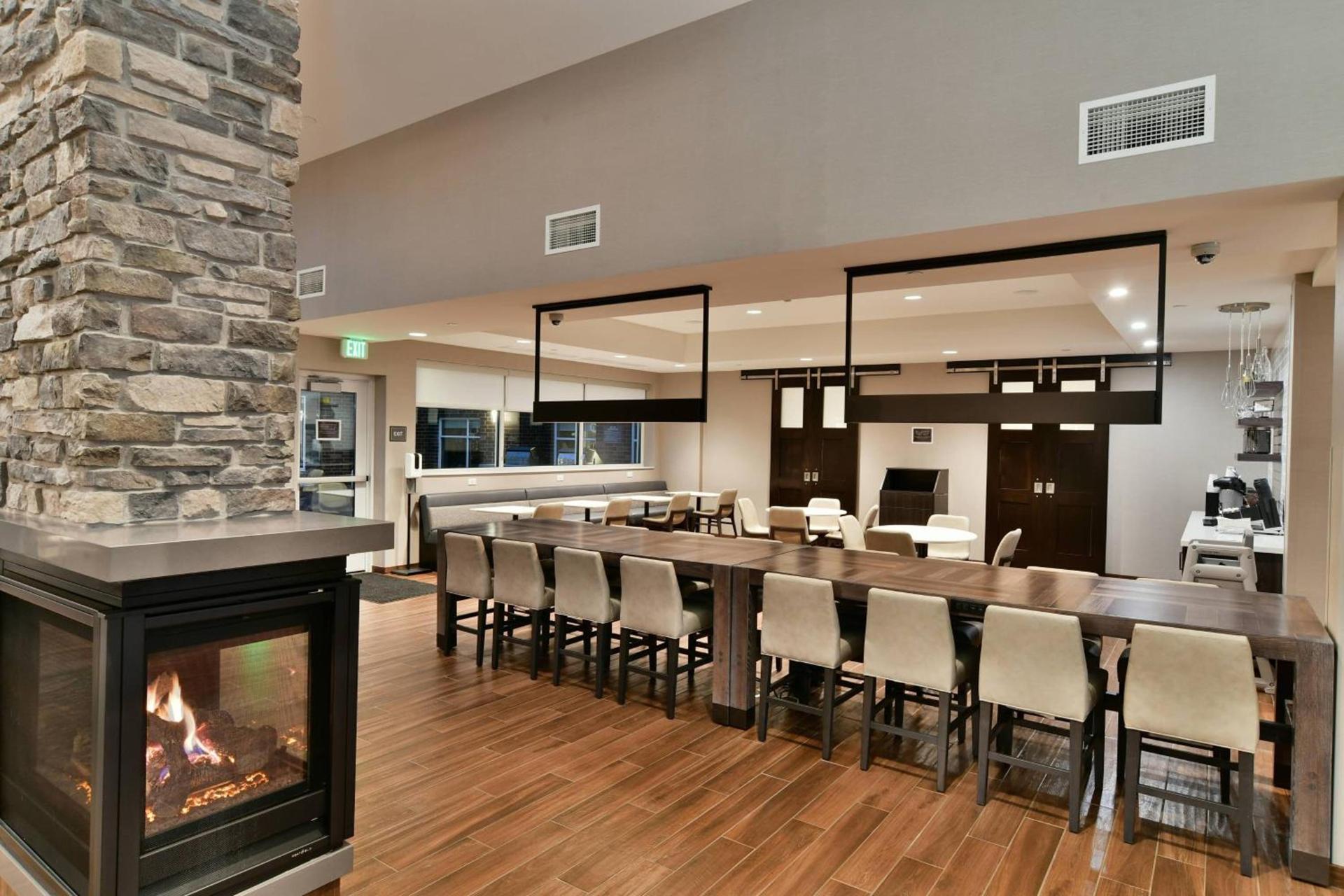 Residence Inn by Marriott Eau Claire photo 29