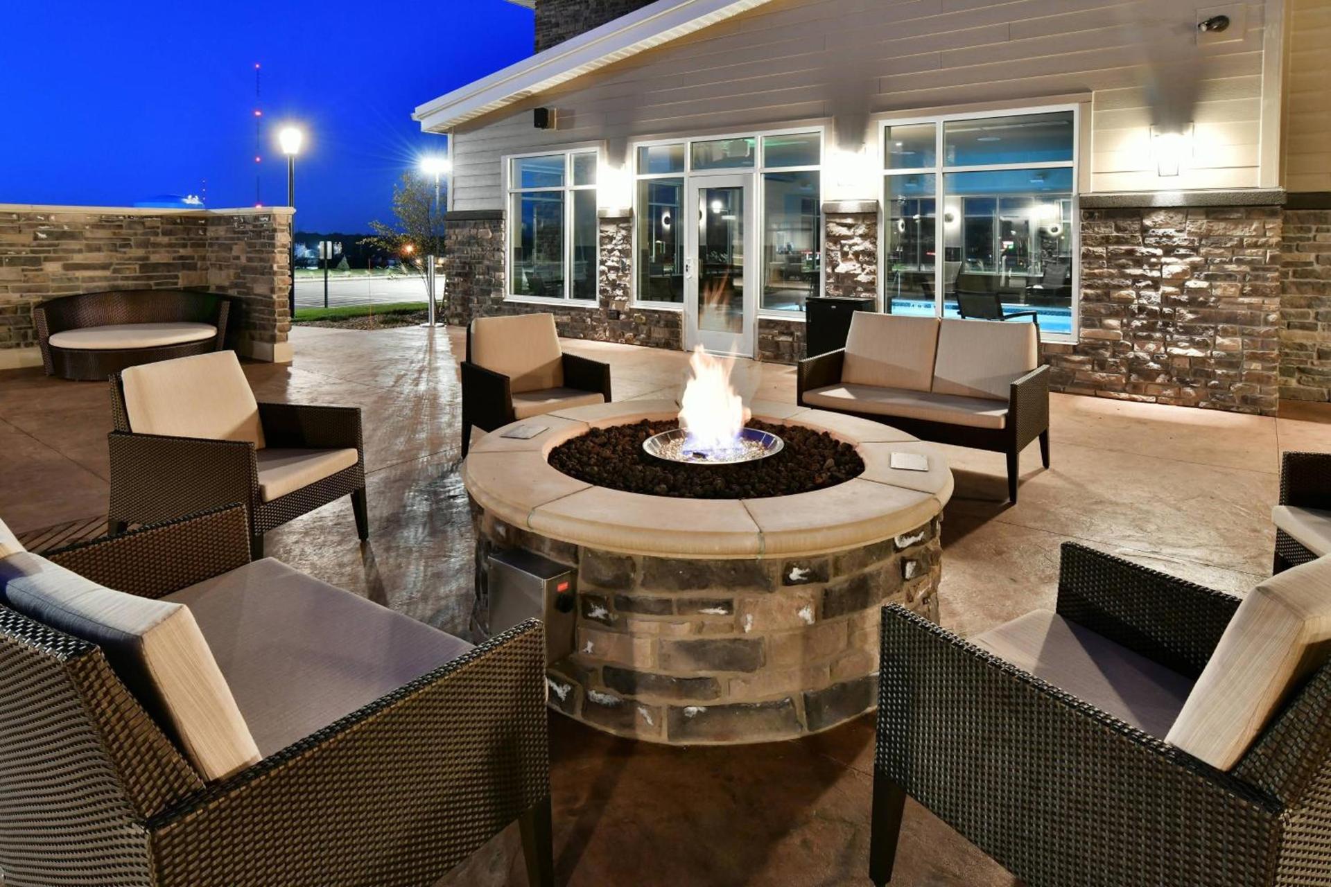 Residence Inn by Marriott Eau Claire photo 32