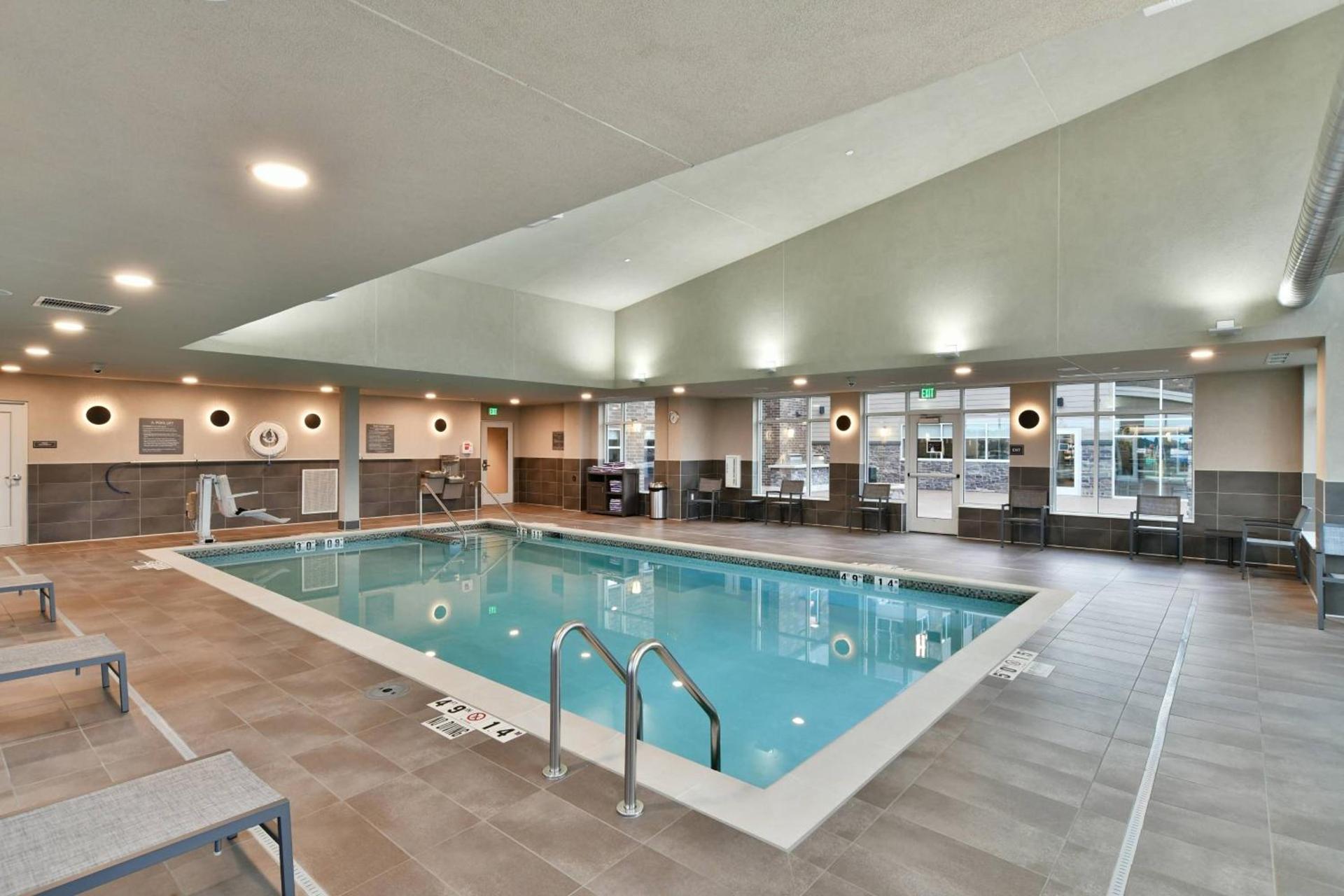 Residence Inn by Marriott Eau Claire photo 38