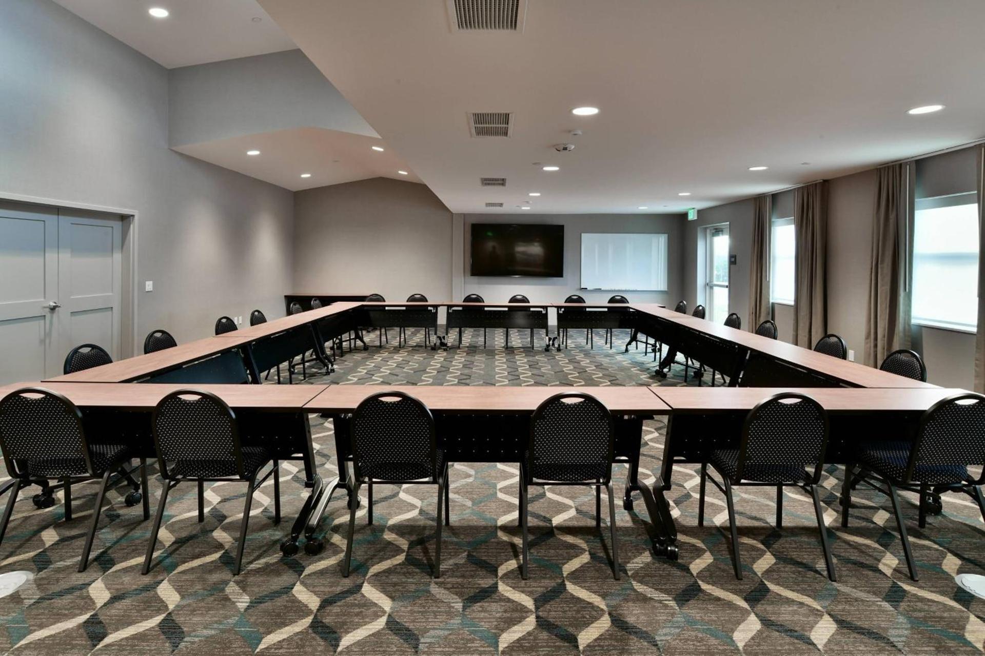 Residence Inn by Marriott Eau Claire photo 46