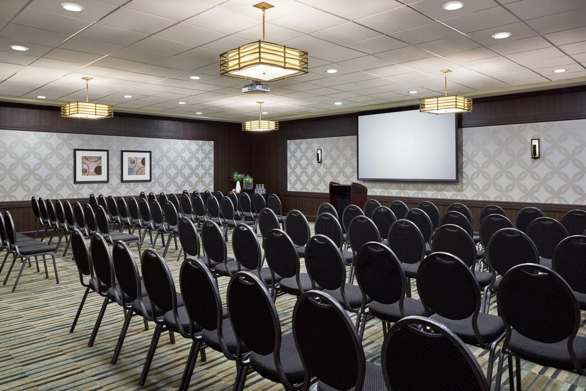 Delta Hotels by Marriott Muskegon Convention Center photo 51