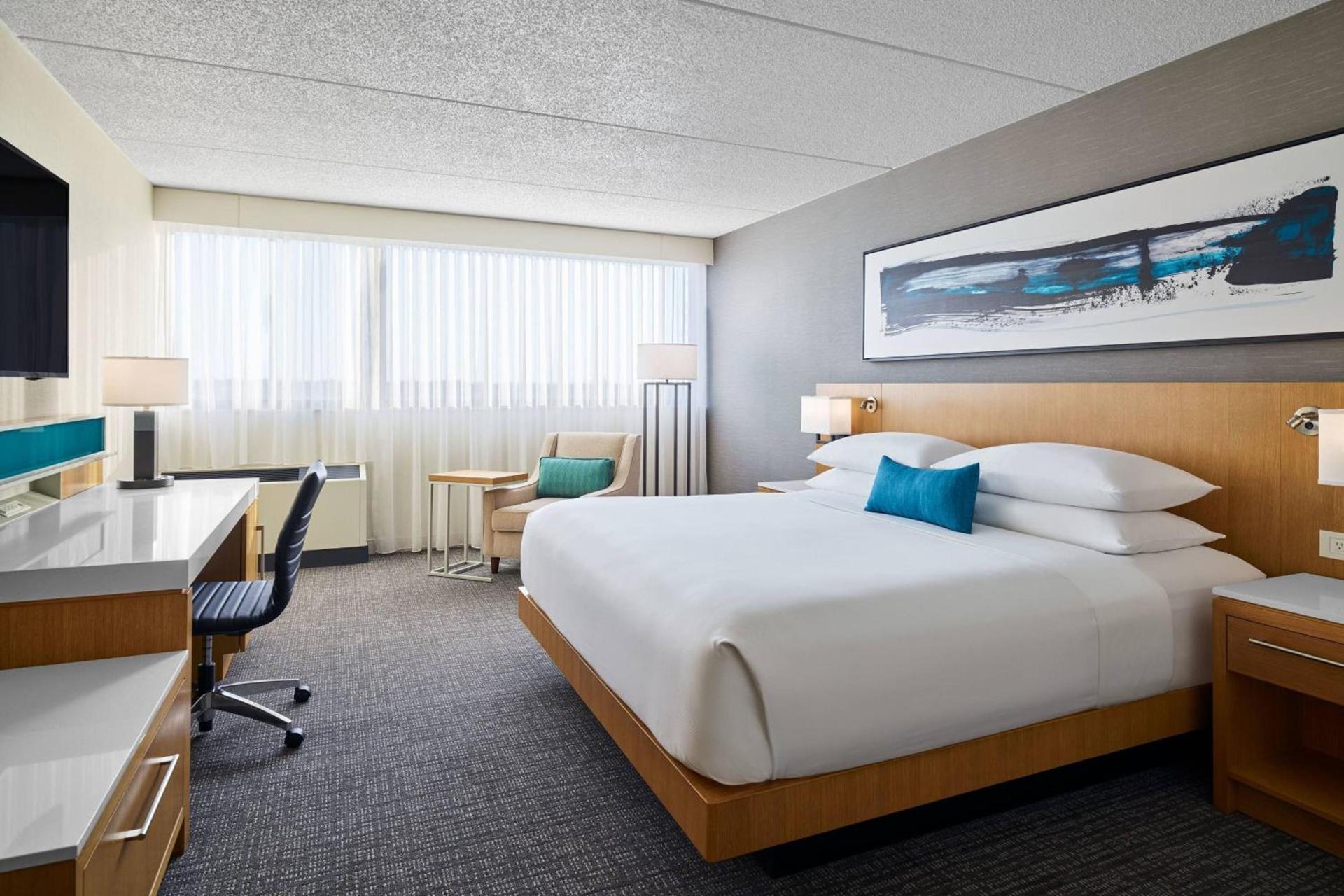 Delta Hotels by Marriott Muskegon Convention Center photo 6