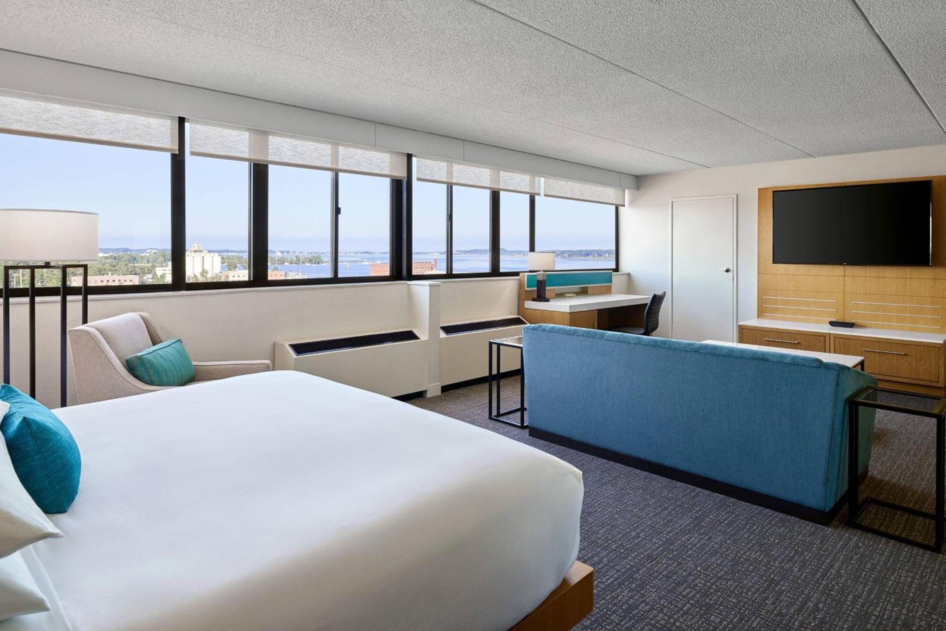 Delta Hotels by Marriott Muskegon Convention Center photo 15