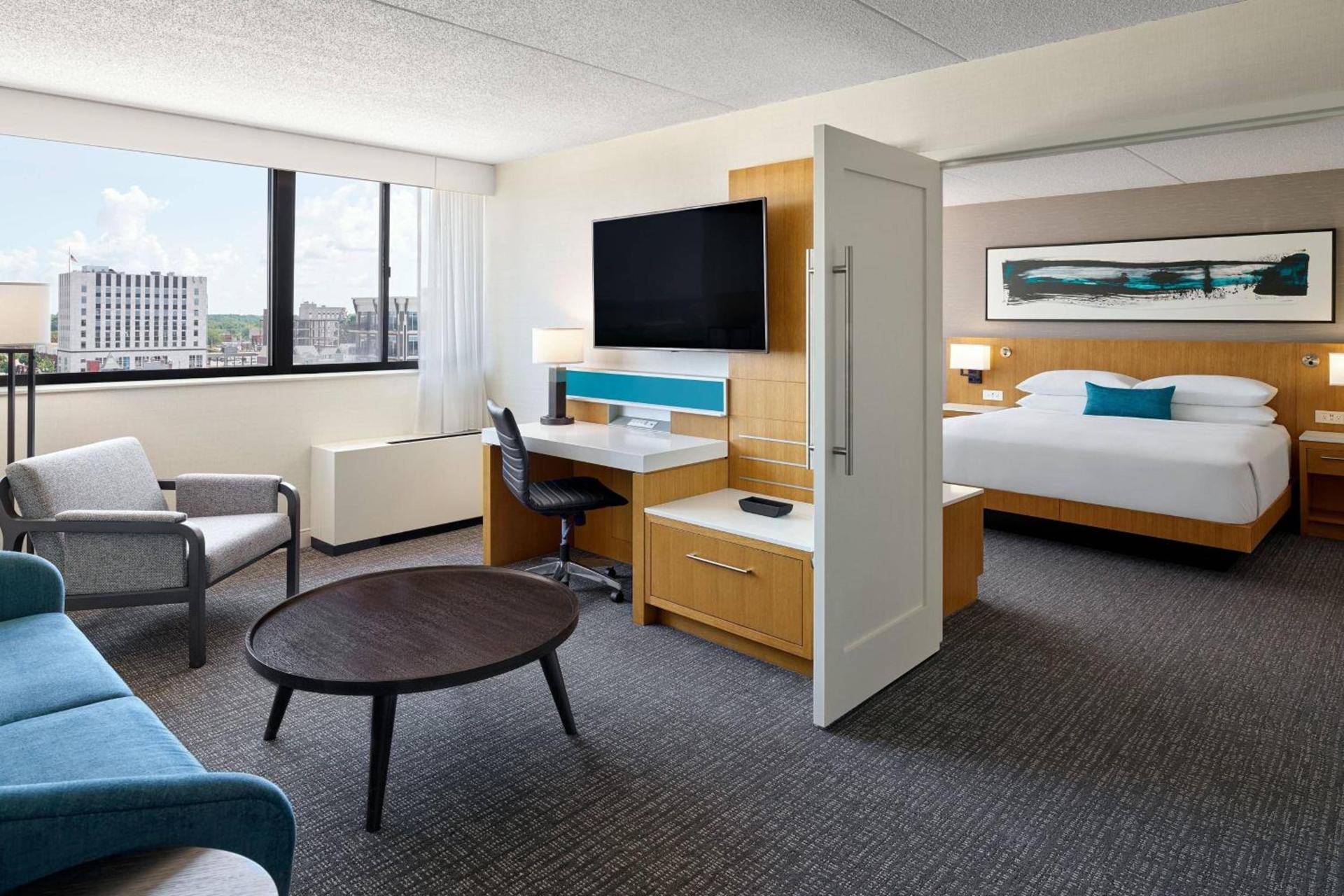 Delta Hotels by Marriott Muskegon Convention Center photo 18