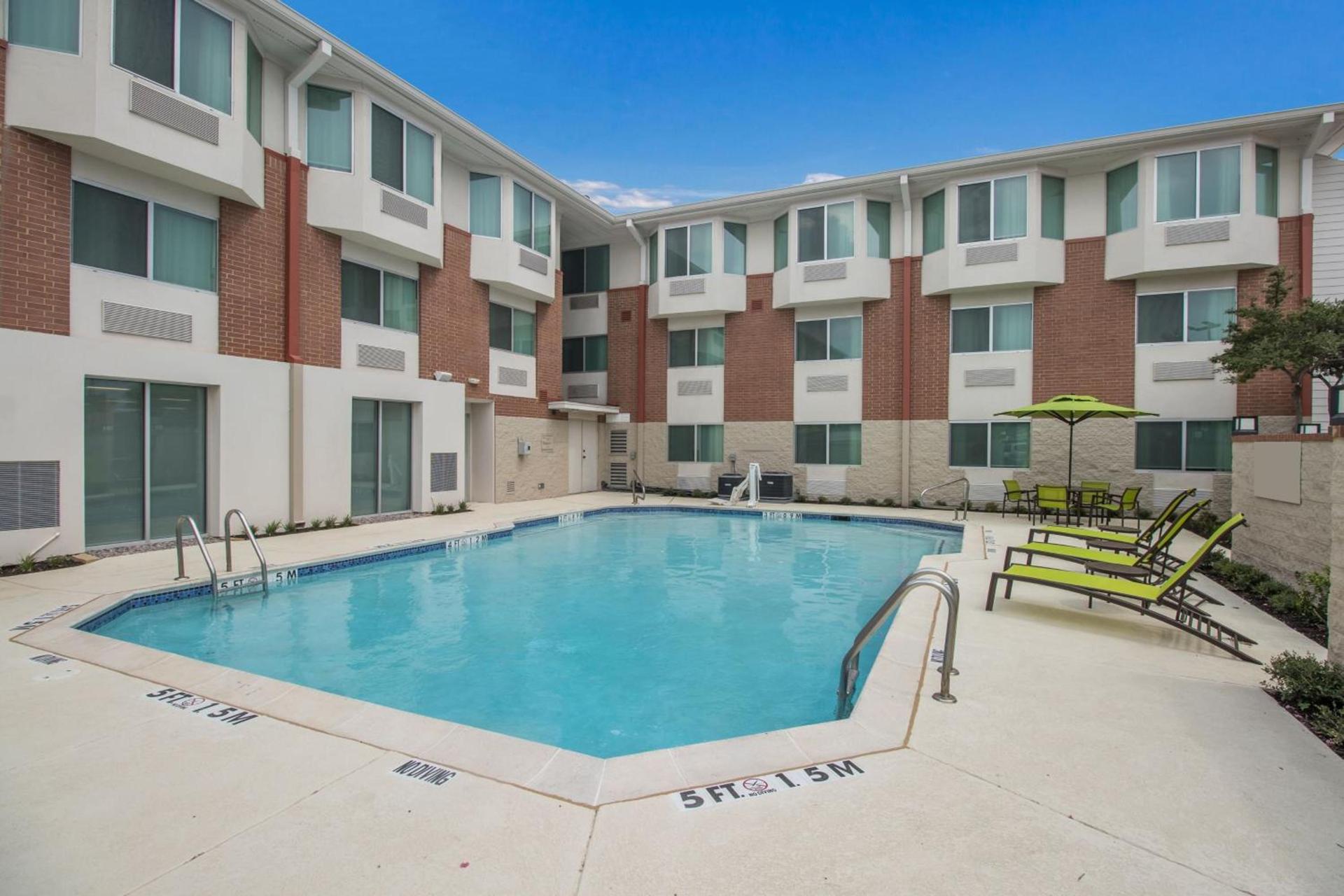 SpringHill Suites by Marriott Dallas NW Highway at Stemmons / I-35East photo 32