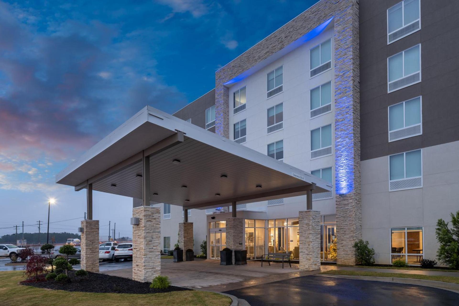 Holiday Inn Express - Gaffney by IHG photo 2