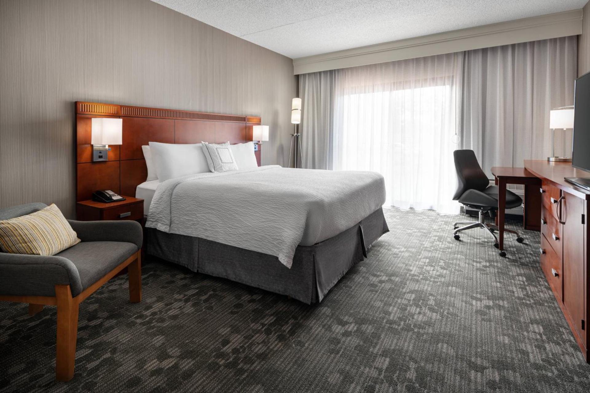 Courtyard by Marriott Boulder photo 8
