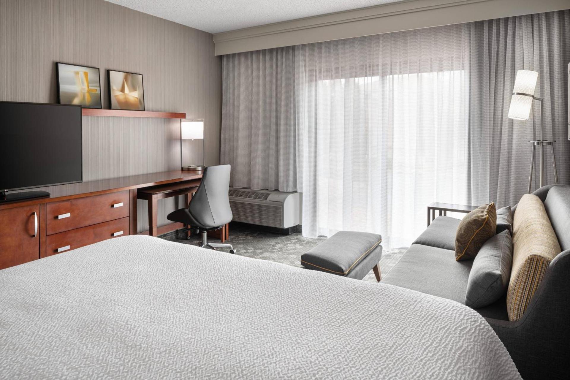 Courtyard by Marriott Boulder photo 6