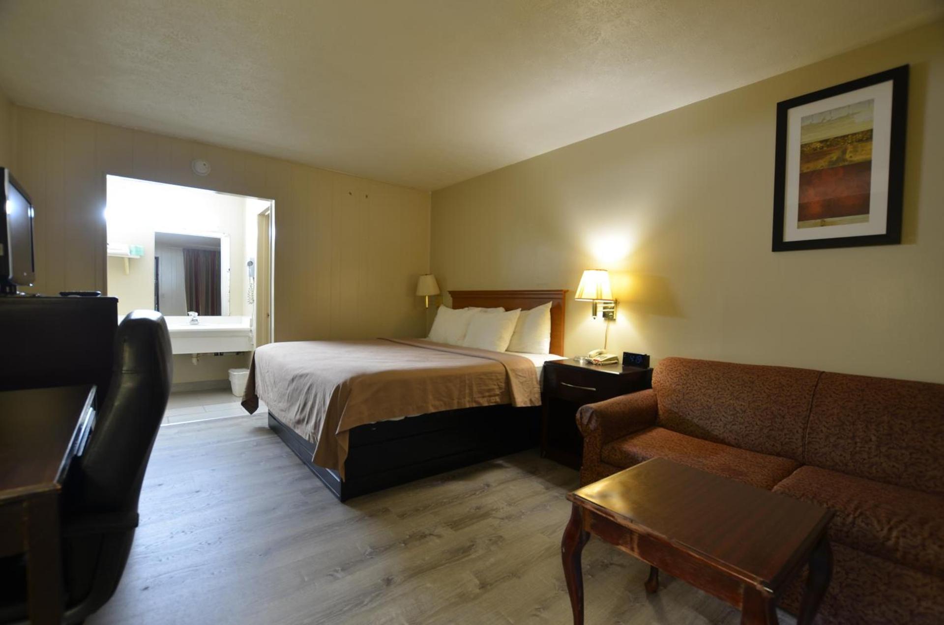 Travelowes Motel - Maggie Valley photo 68