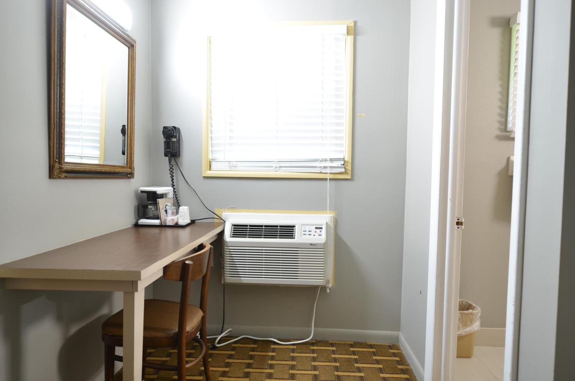 Travelowes Motel - Maggie Valley photo 66