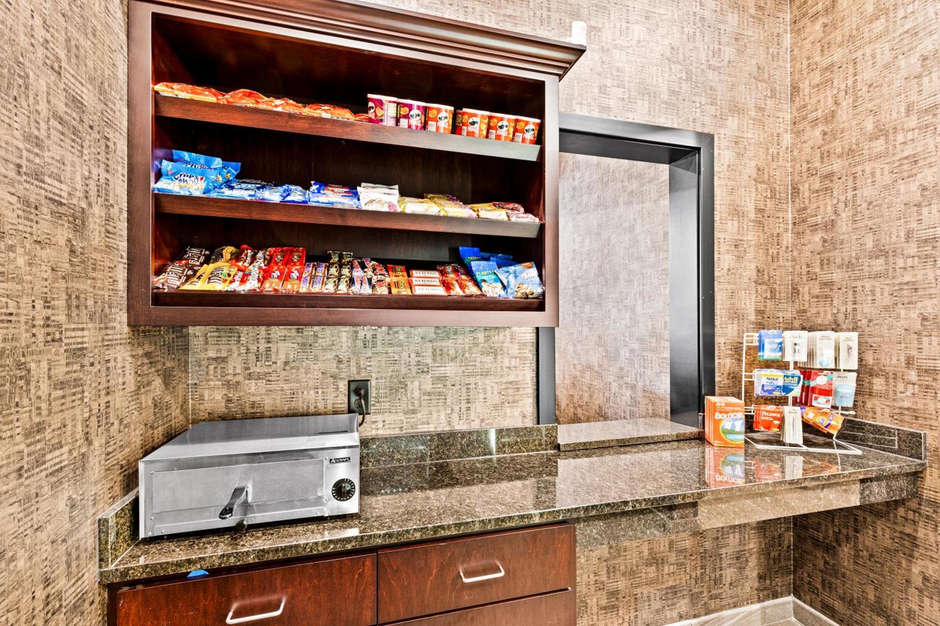 Cobblestone Hotel & Suites - Ottumwa photo 49