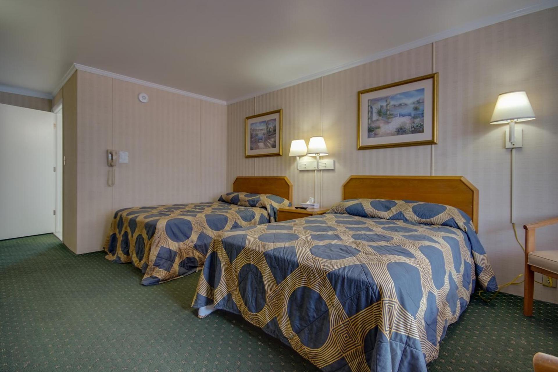 Sahara Motel photo 12