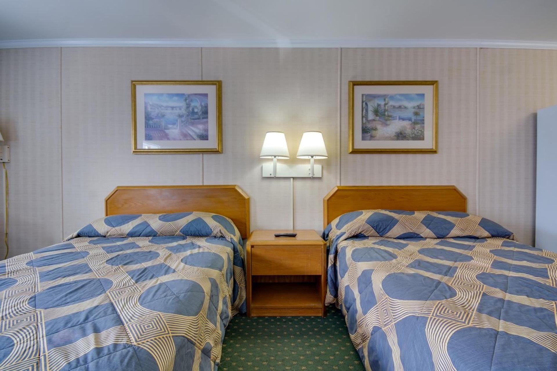 Sahara Motel photo 14