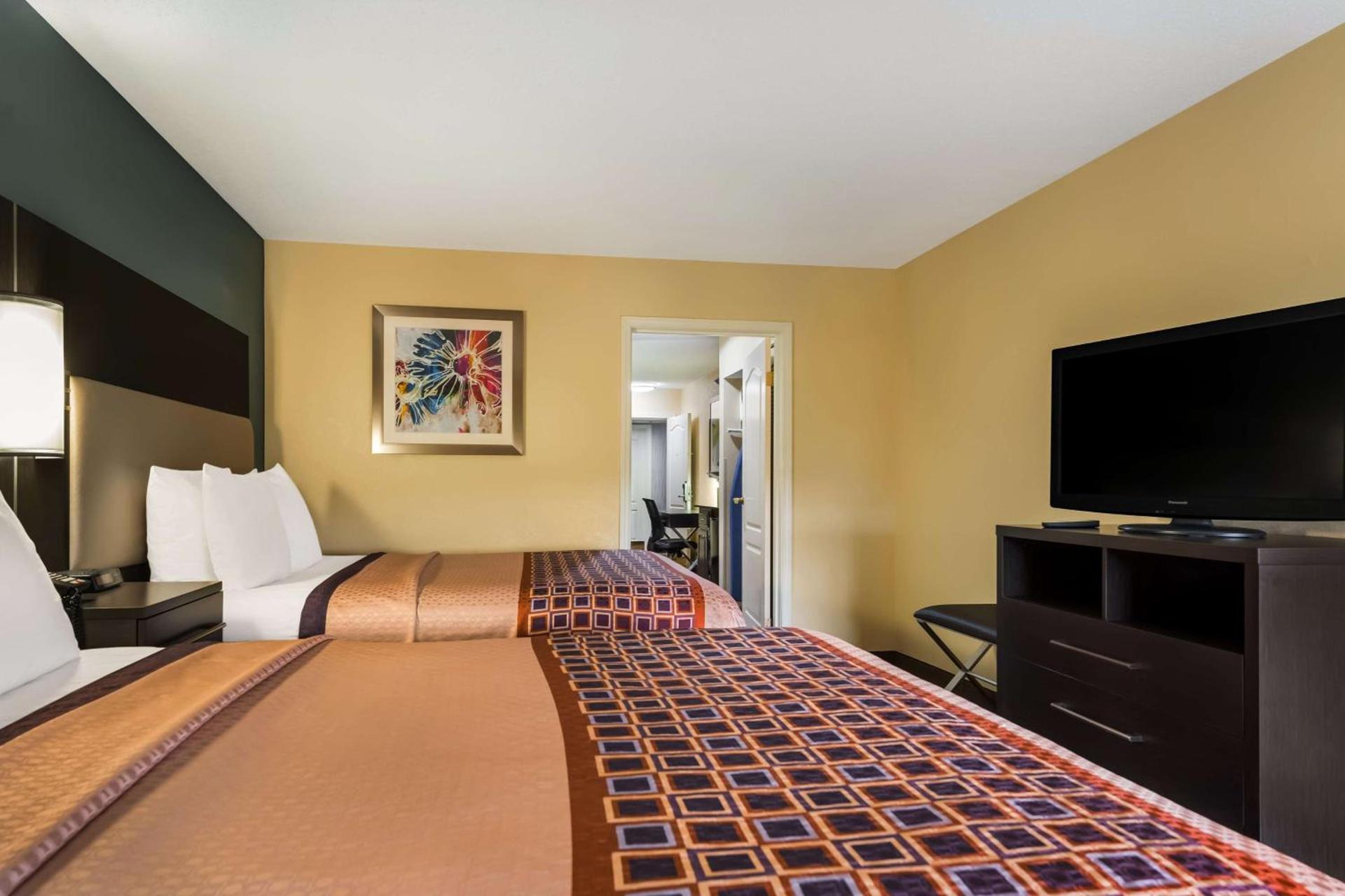 Best Western Bradbury Inn & Suites photo 29