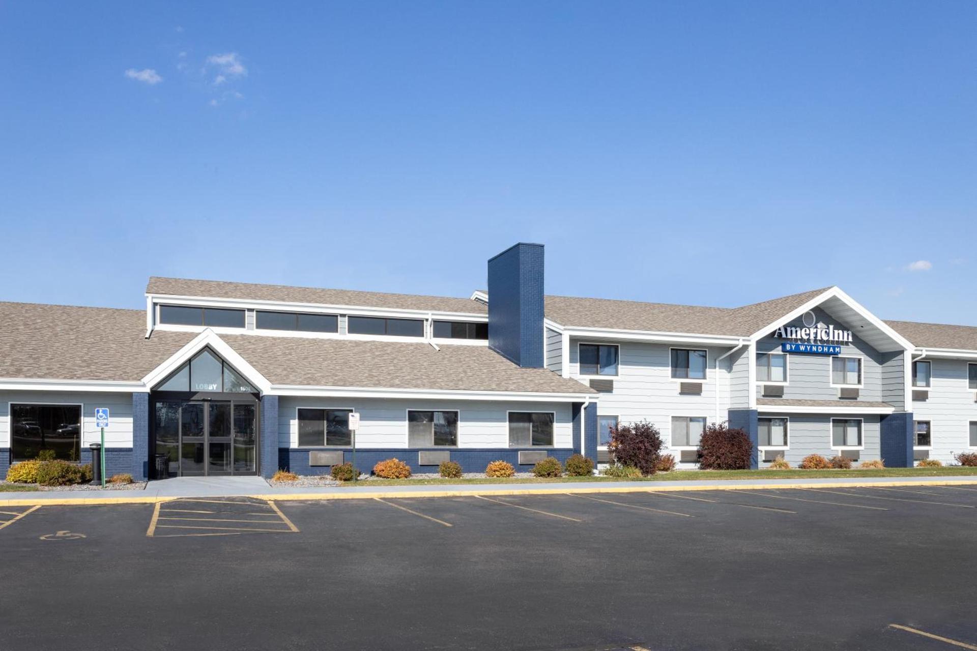 AmericInn by Wyndham Plover Stevens Point photo 74