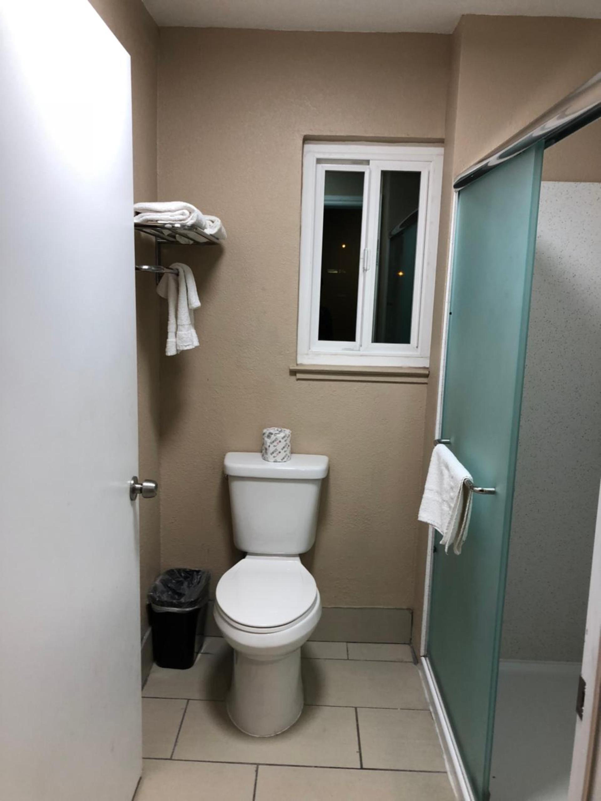 Casa Royal Inn photo 28