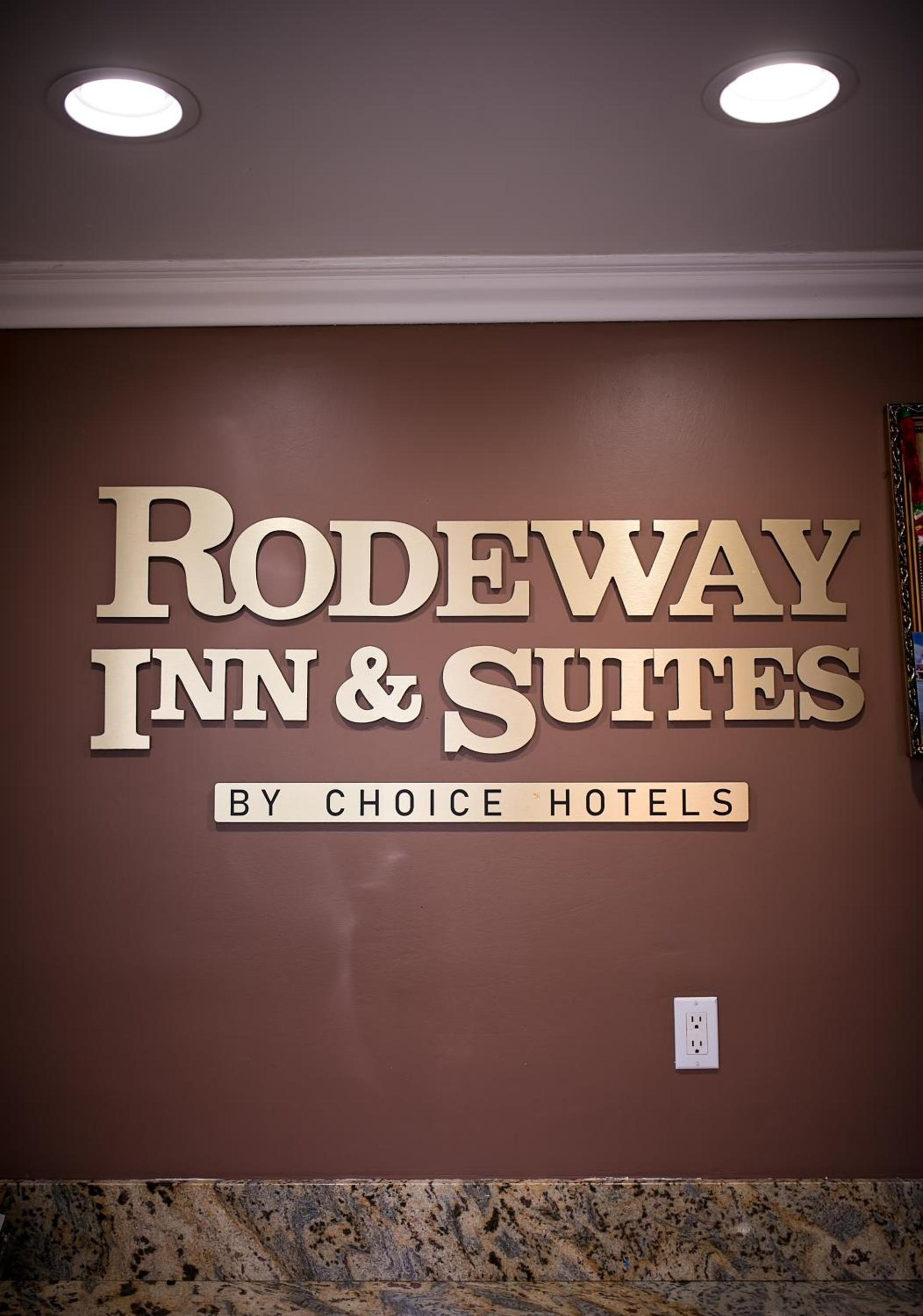 Rodeway Inn & Suites Bellflower photo 41