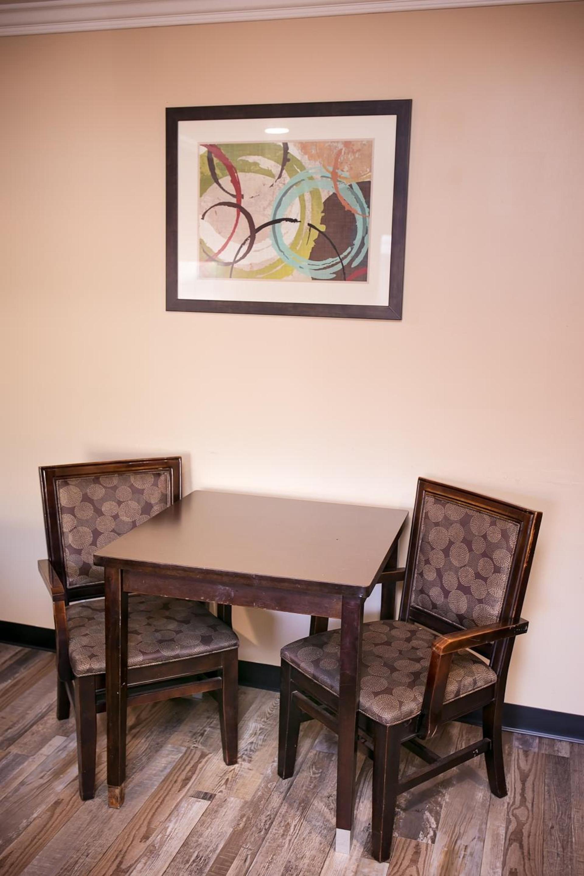 Rodeway Inn & Suites Bellflower photo 40