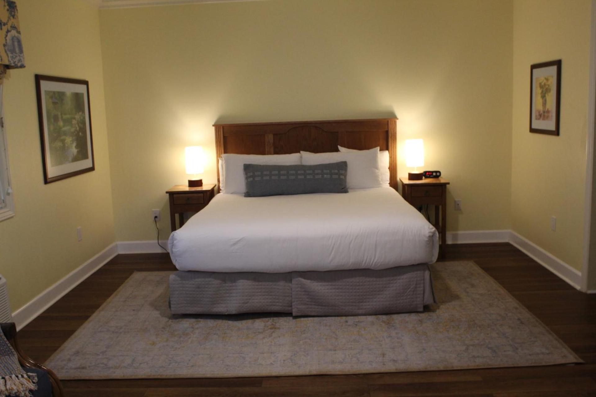 Elm House Inn photo 55
