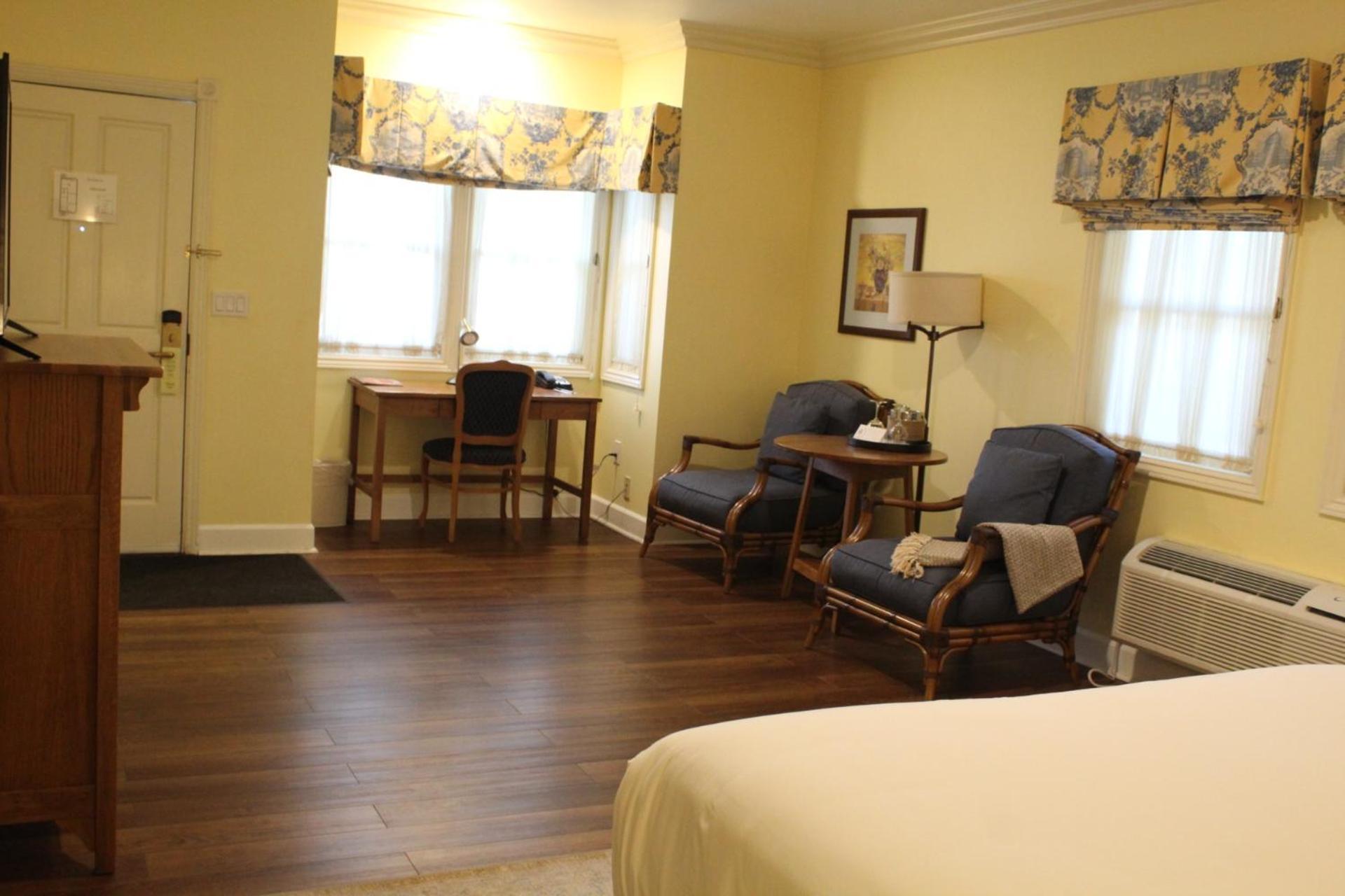 Elm House Inn photo 51