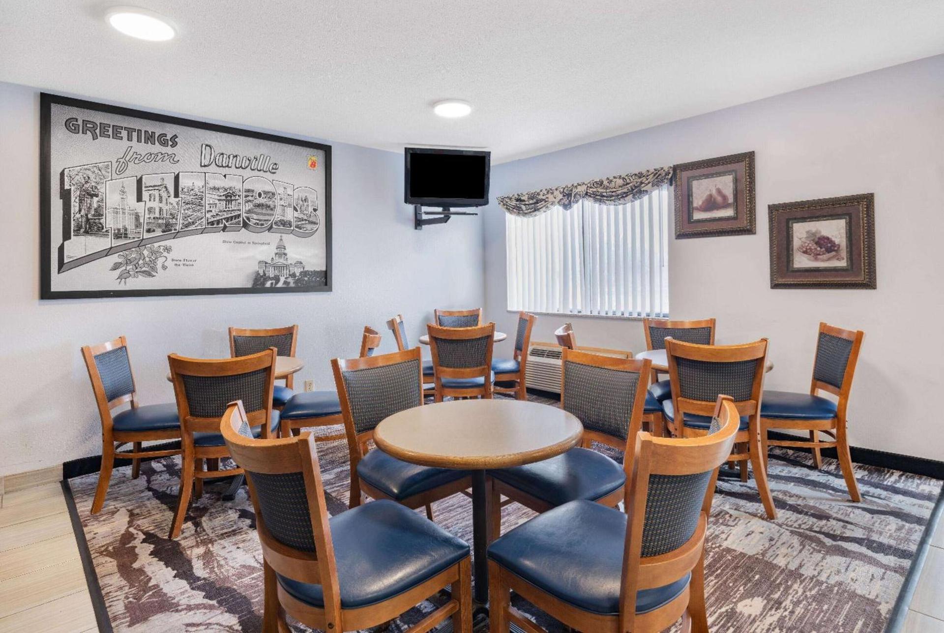 Super 8 by Wyndham Danville photo 37