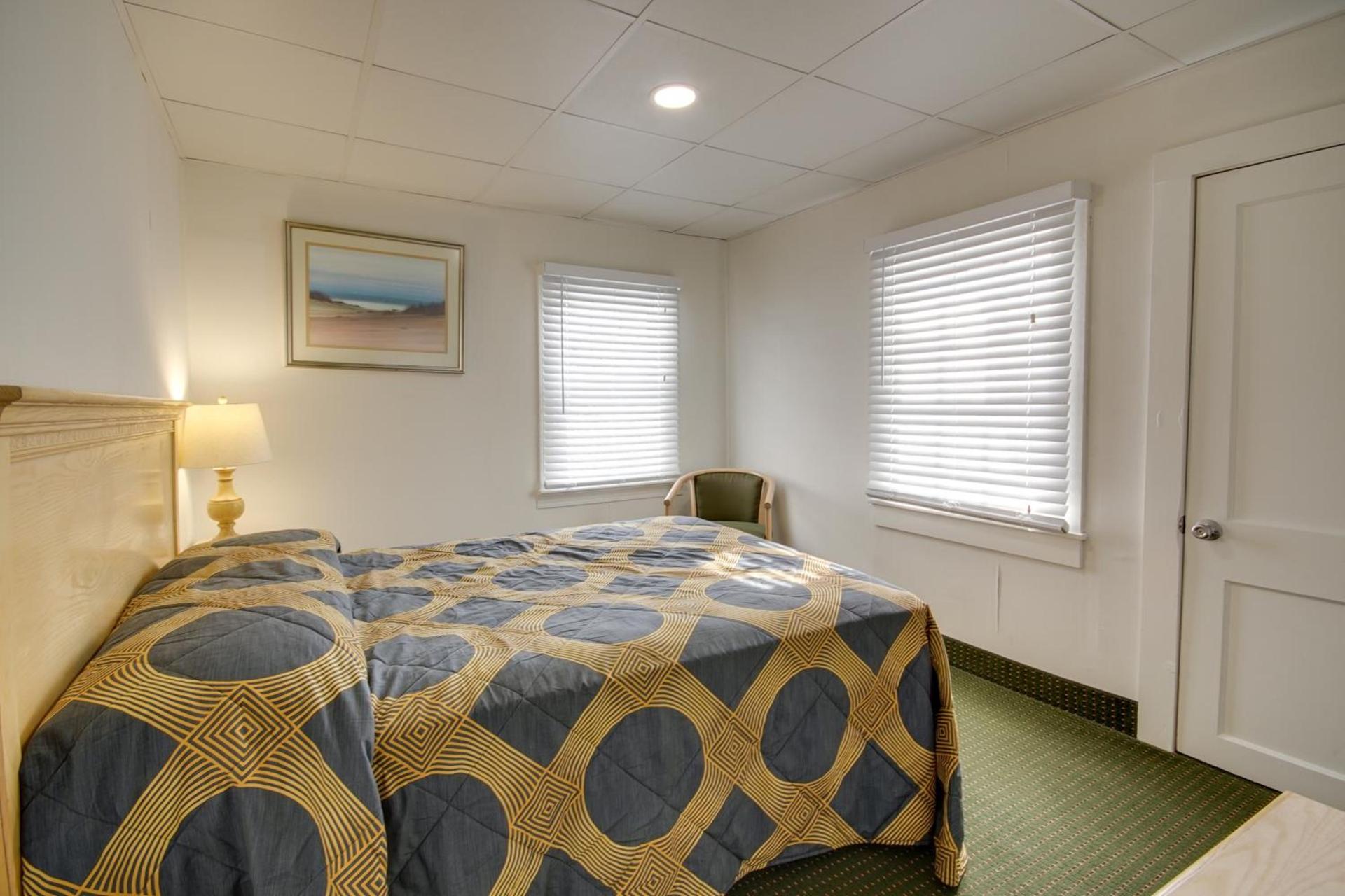 Empress Motel photo 10