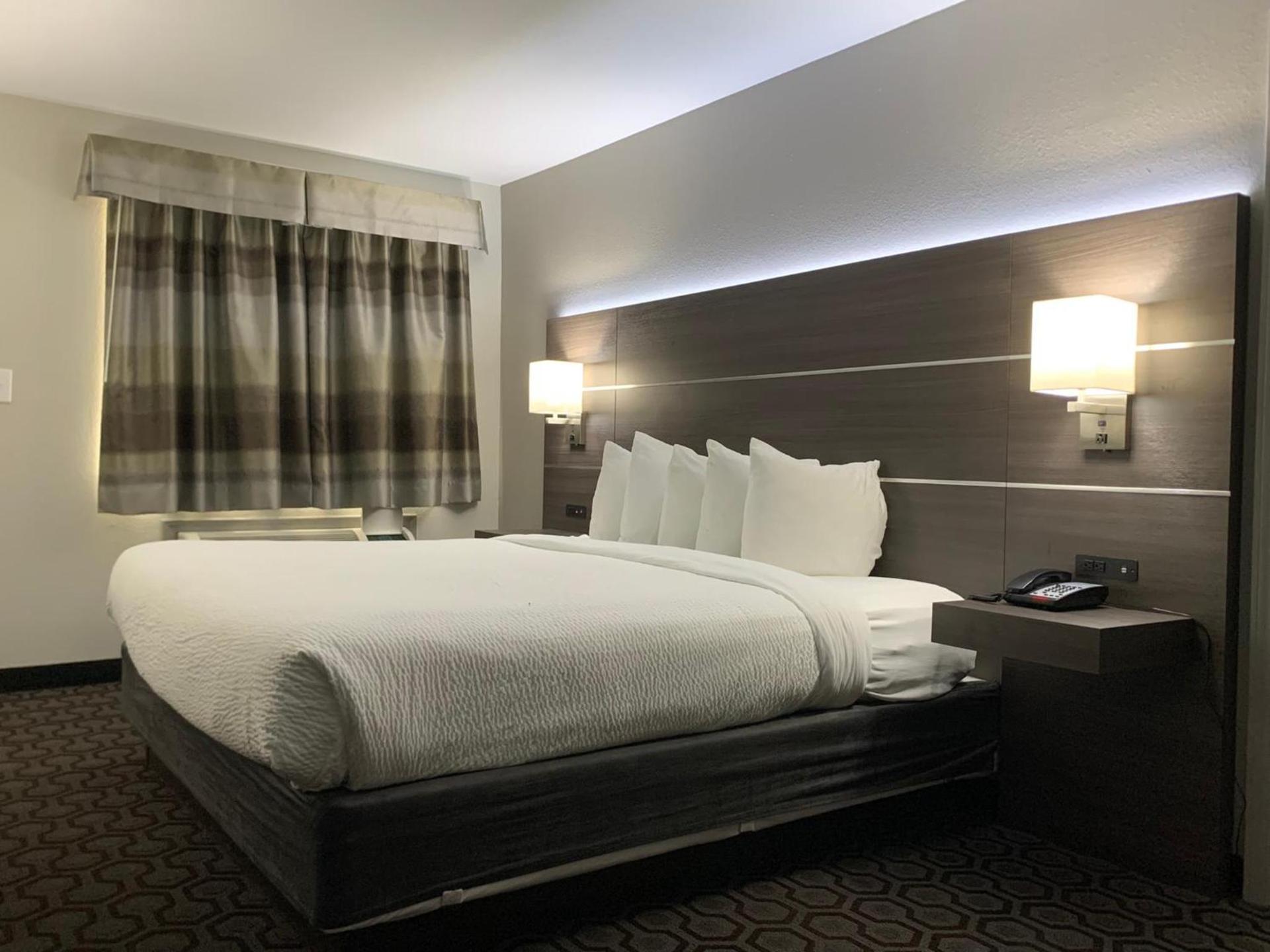 Days Inn by Wyndham Wagoner photo 28