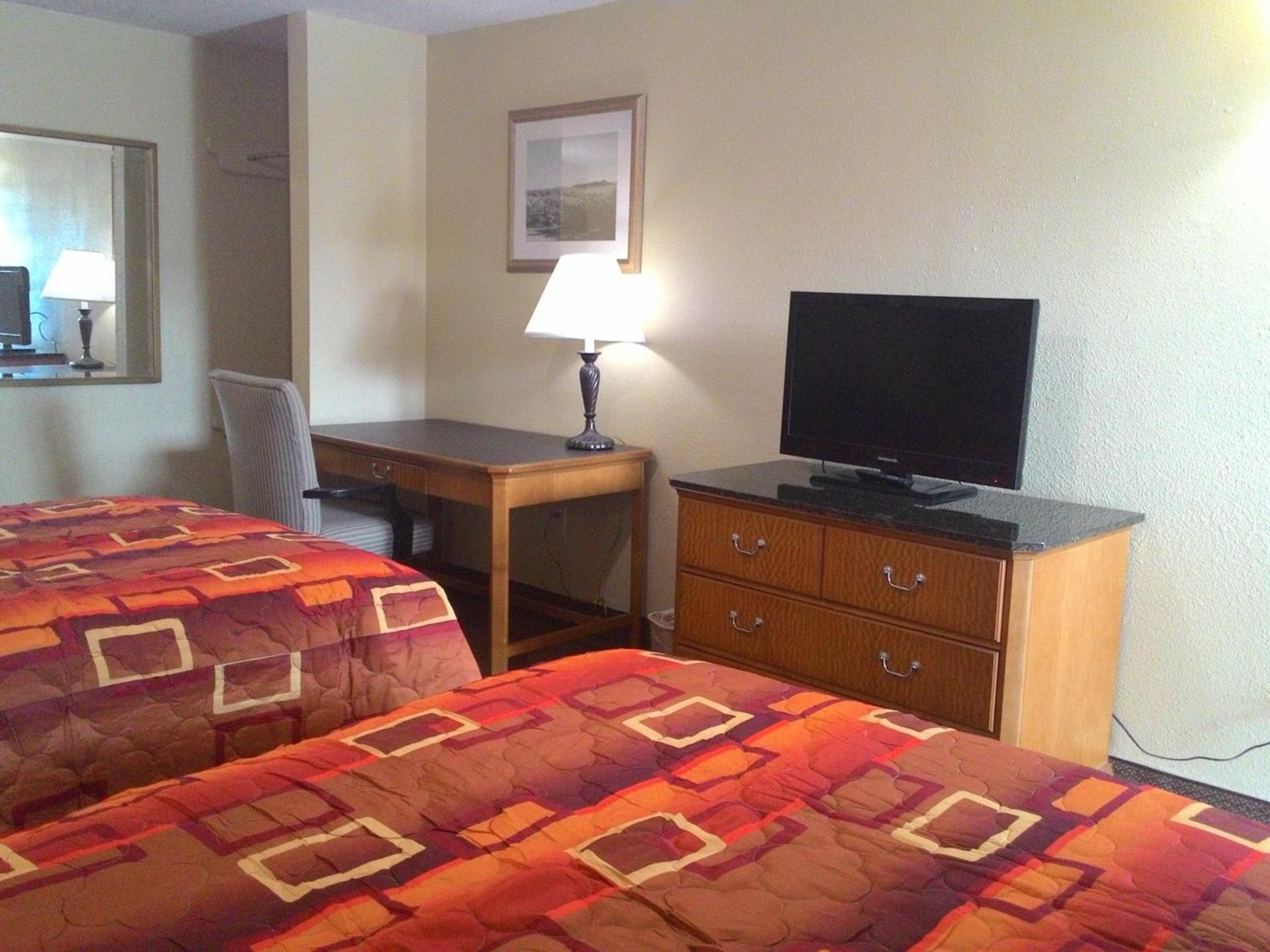 Apalachicola Bay Inn photo 17