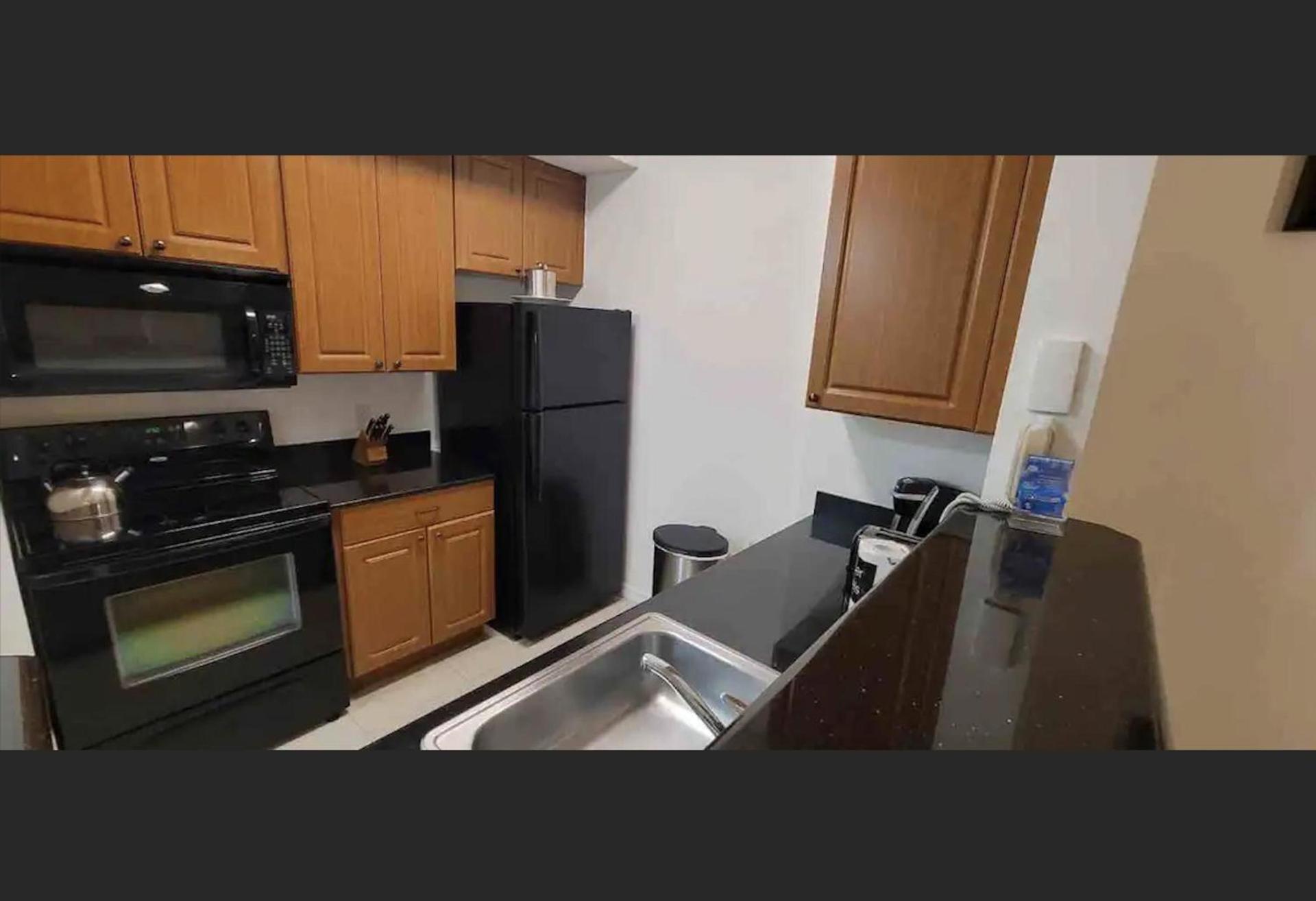 The Point Hotel & Suites - 604 Luxury - Close to Universal - Attraction Views near Orange County Convention Center photo 15