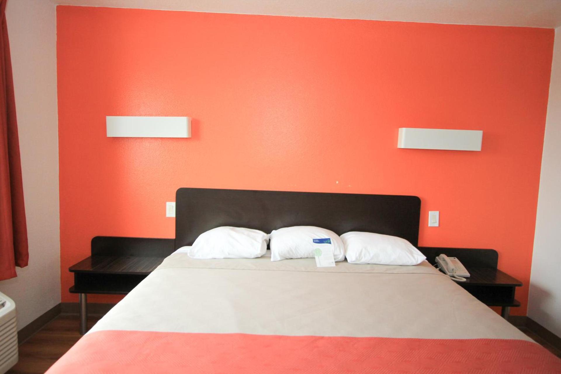 Motel 6-San Antonio, TX - Downtown - Alamo Dome photo 36