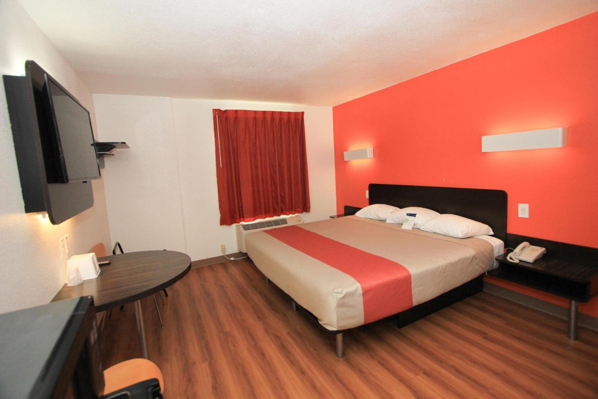 Motel 6-San Antonio, TX - Downtown - Alamo Dome photo 41