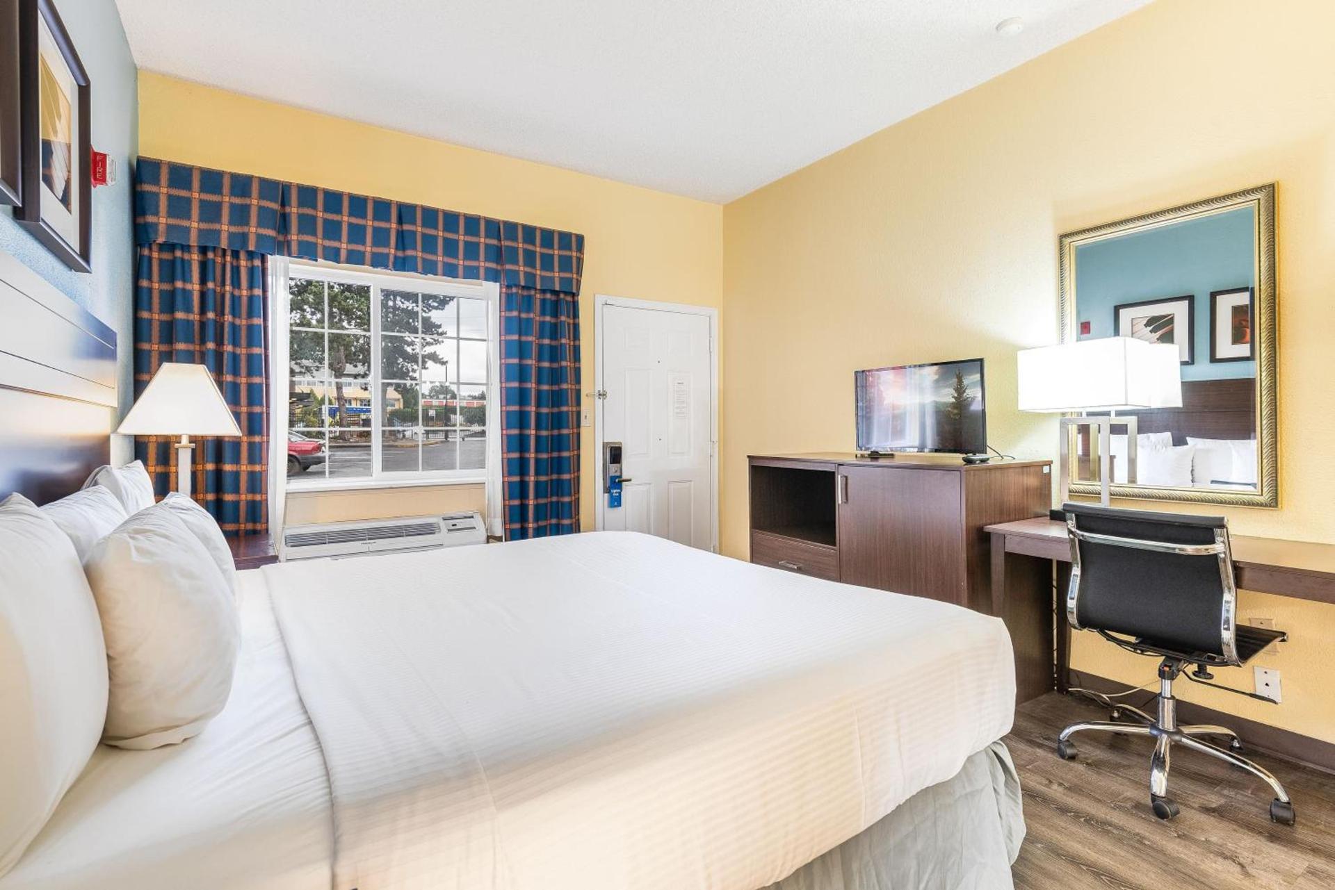 Days Inn by Wyndham Federal Way photo 29