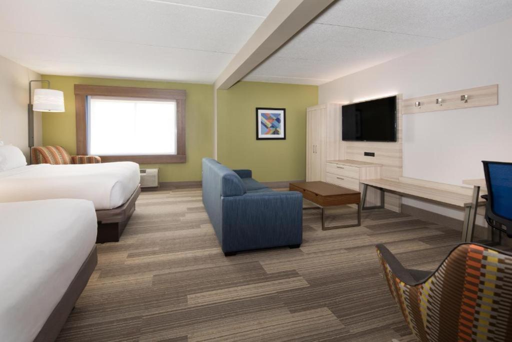 Holiday Inn Express Louisville Northeast by IHG photo 40