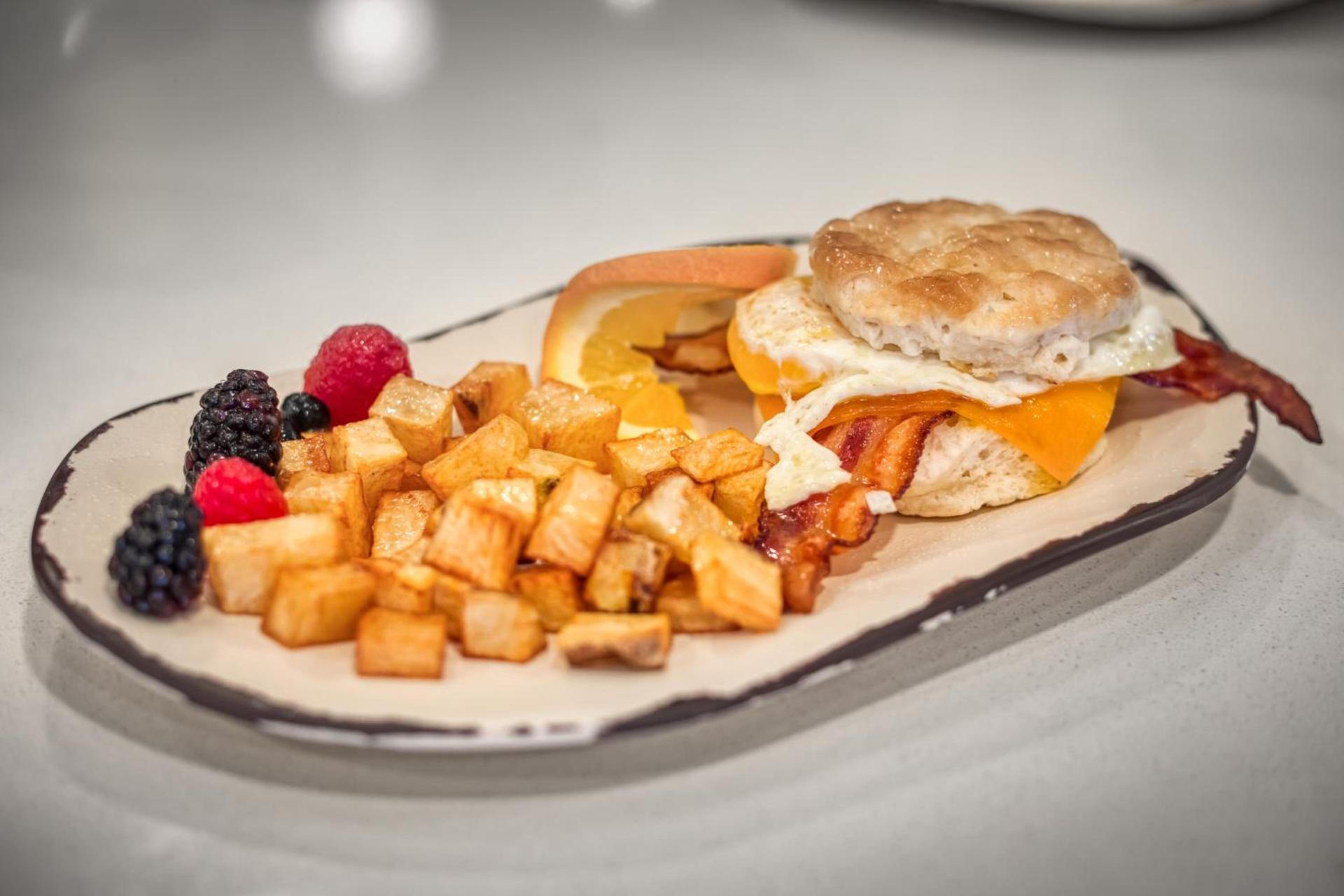 Holiday Inn Kansas City - Downtown by IHG photo 13