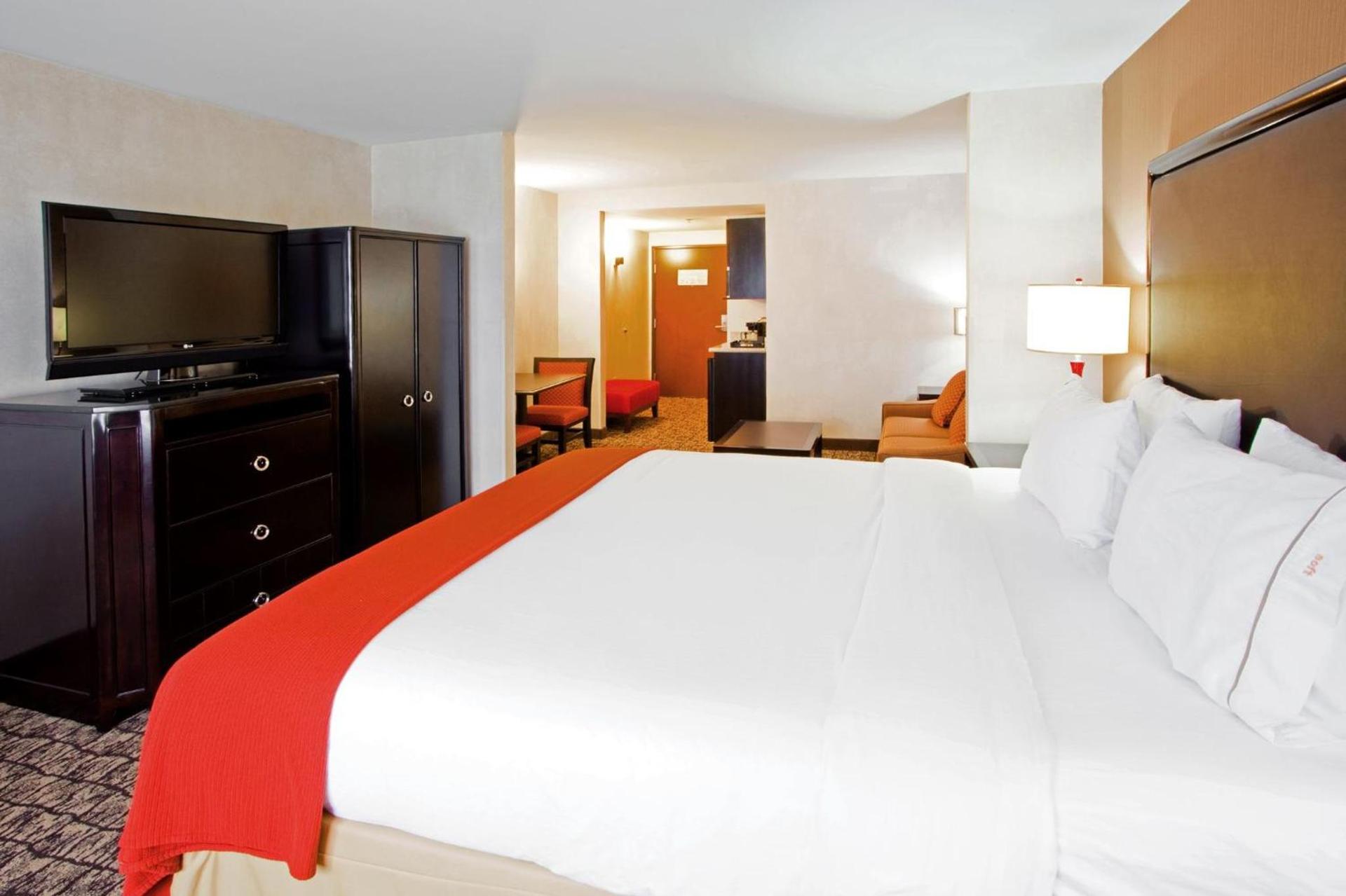 Holiday Inn Express & Suites Columbia - East Elkridge, Jessup an IHG Hotel photo 38