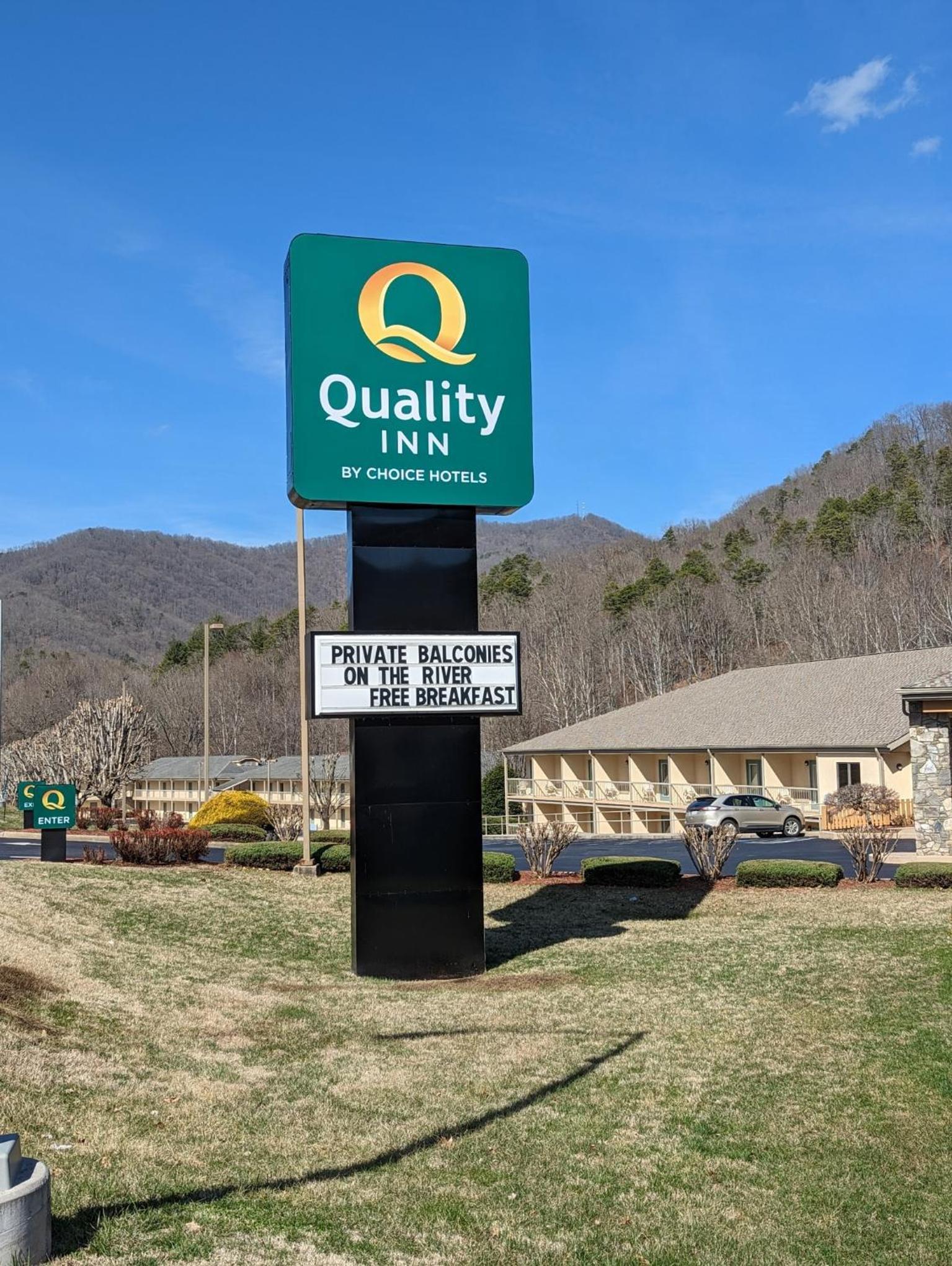 Quality Inn Cherokee Riverside photo 44