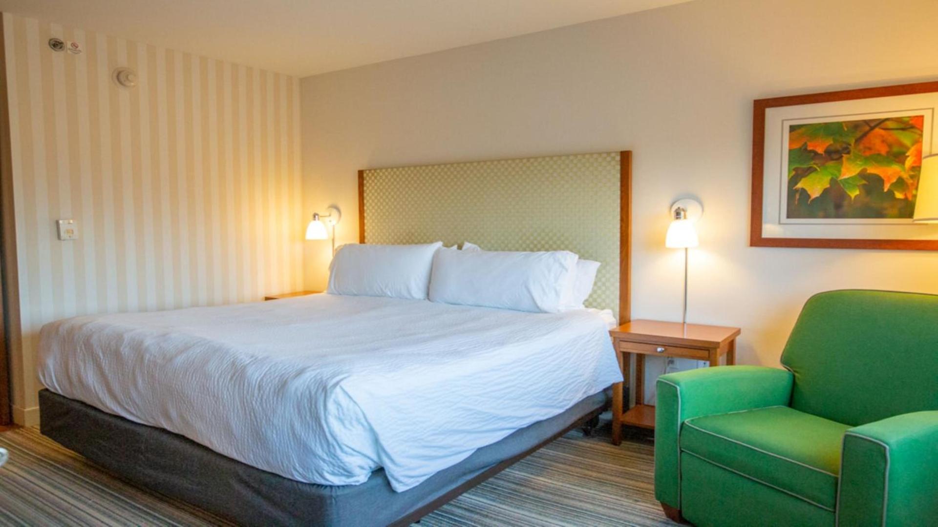 Holiday Inn Express Columbus Airport Easton photo 14