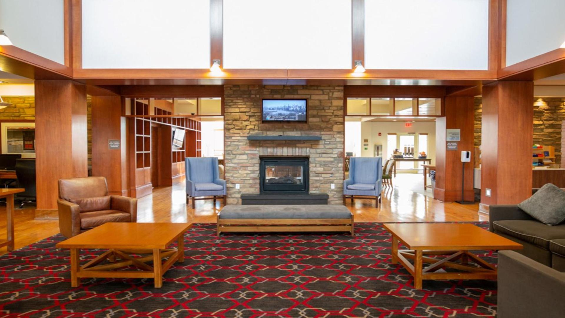 Holiday Inn Express Columbus Airport Easton photo 7