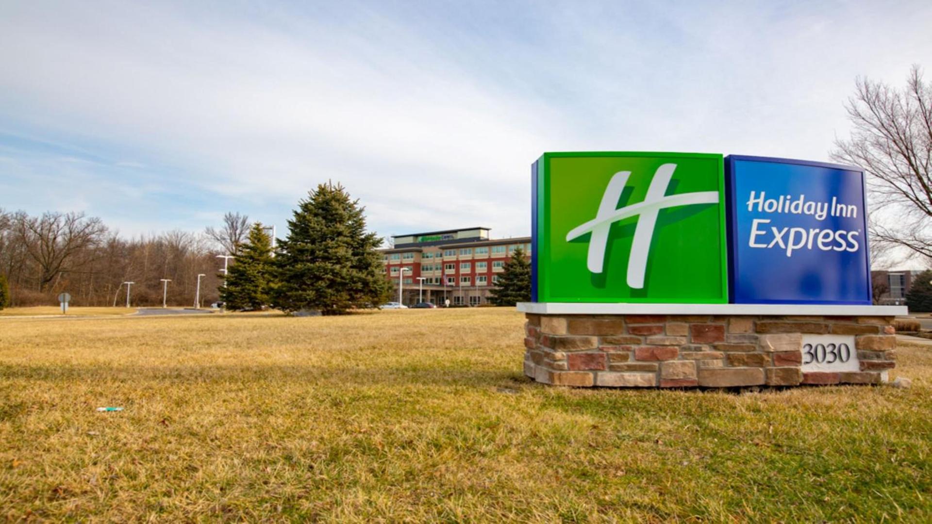 Holiday Inn Express Columbus Airport Easton photo 4