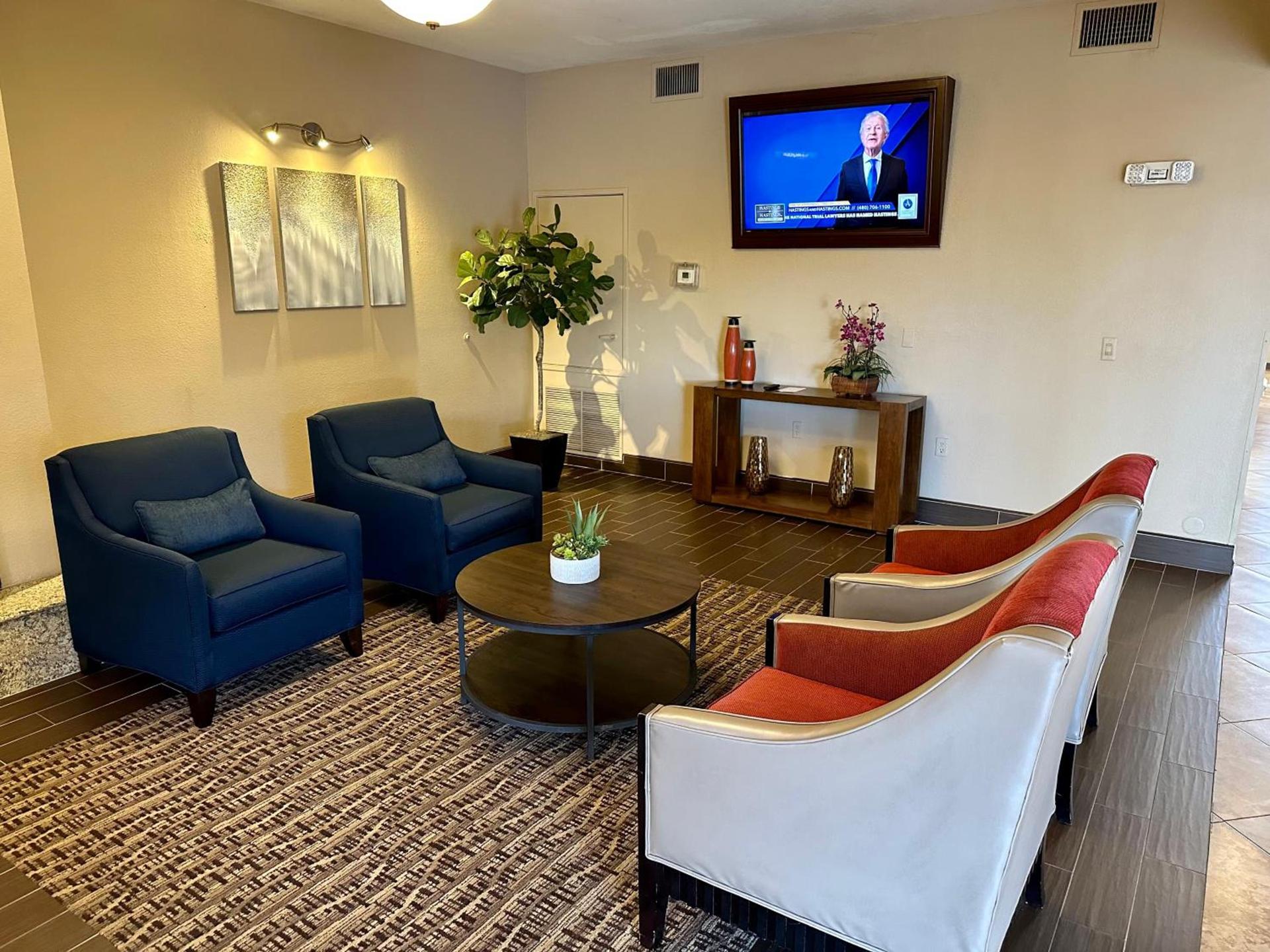 Comfort Inn Phoenix Central City photo 2