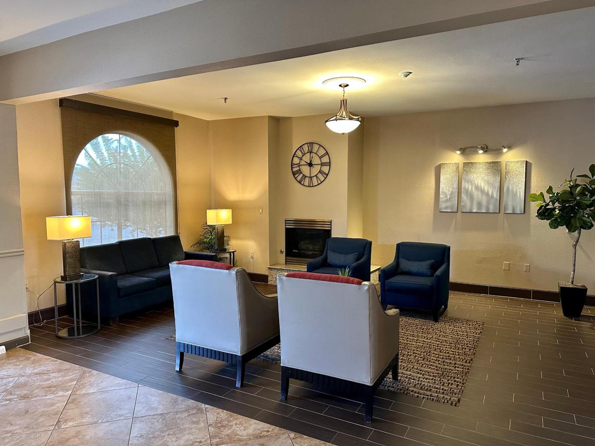 Comfort Inn Phoenix Central City photo 23