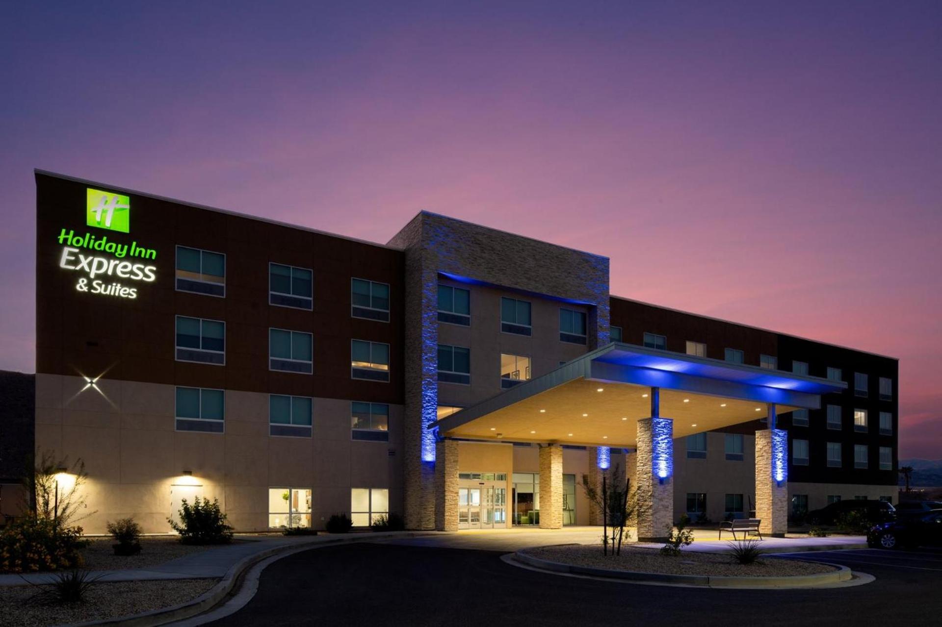 Holiday Inn Express & Suites - Bullhead City by IHG photo 42