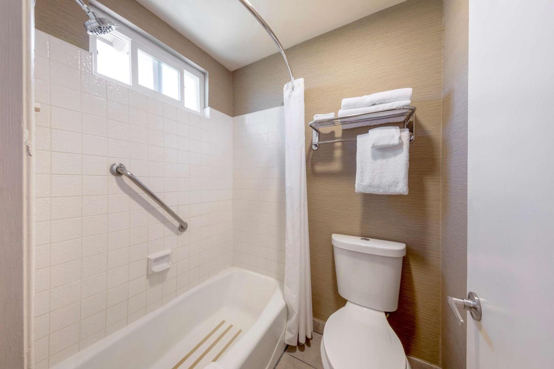 Best Western La Posada Motel photo 16