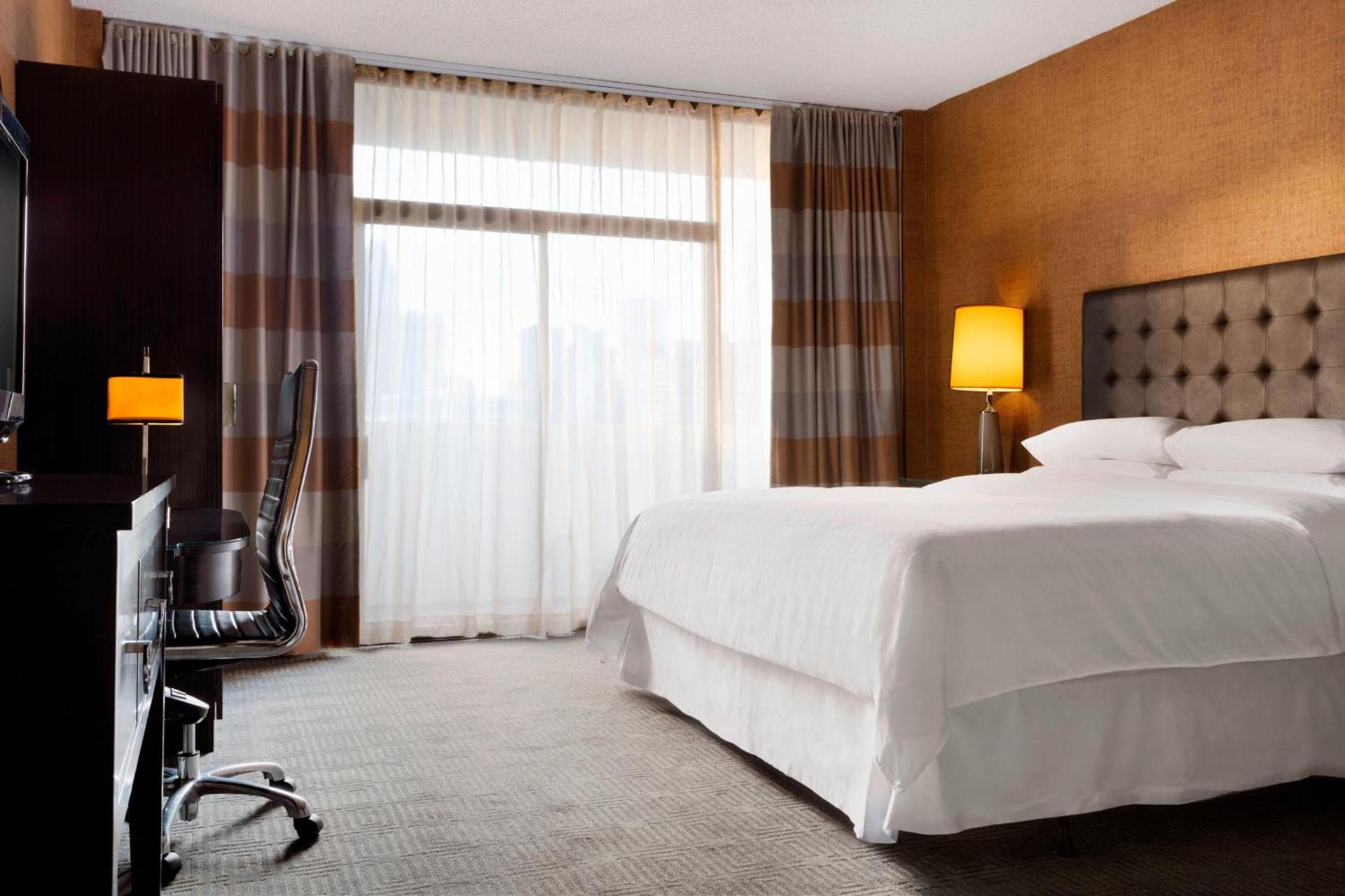 Sheraton Charlotte Hotel photo 6