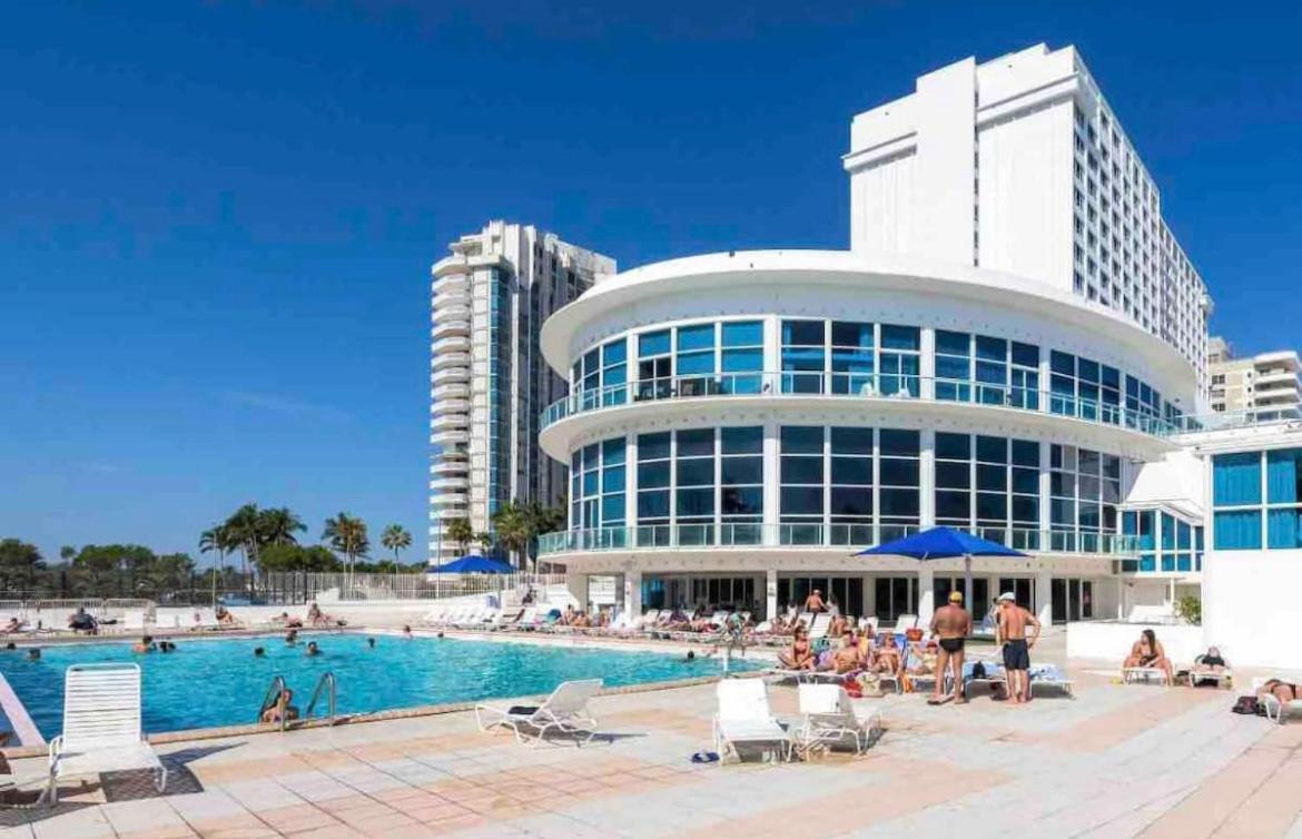 7th Miami Beach Ocean View Free Parking photo 4
