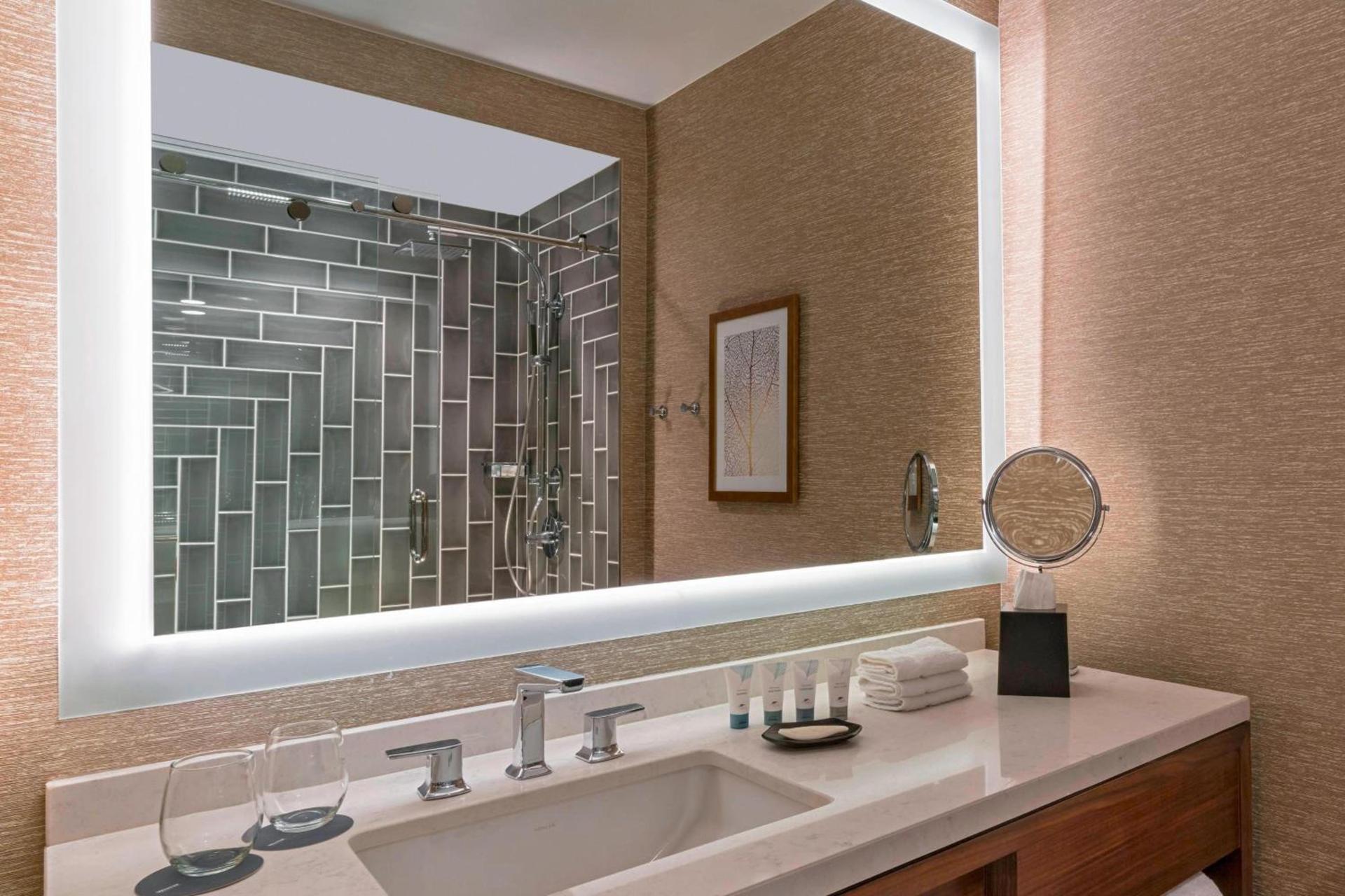 The Westin Galleria Houston photo 8