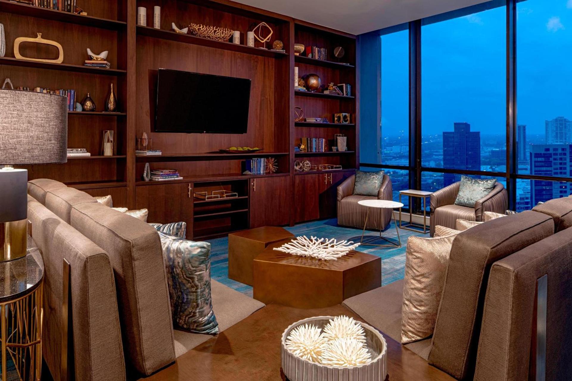 The Westin Galleria Houston photo 19
