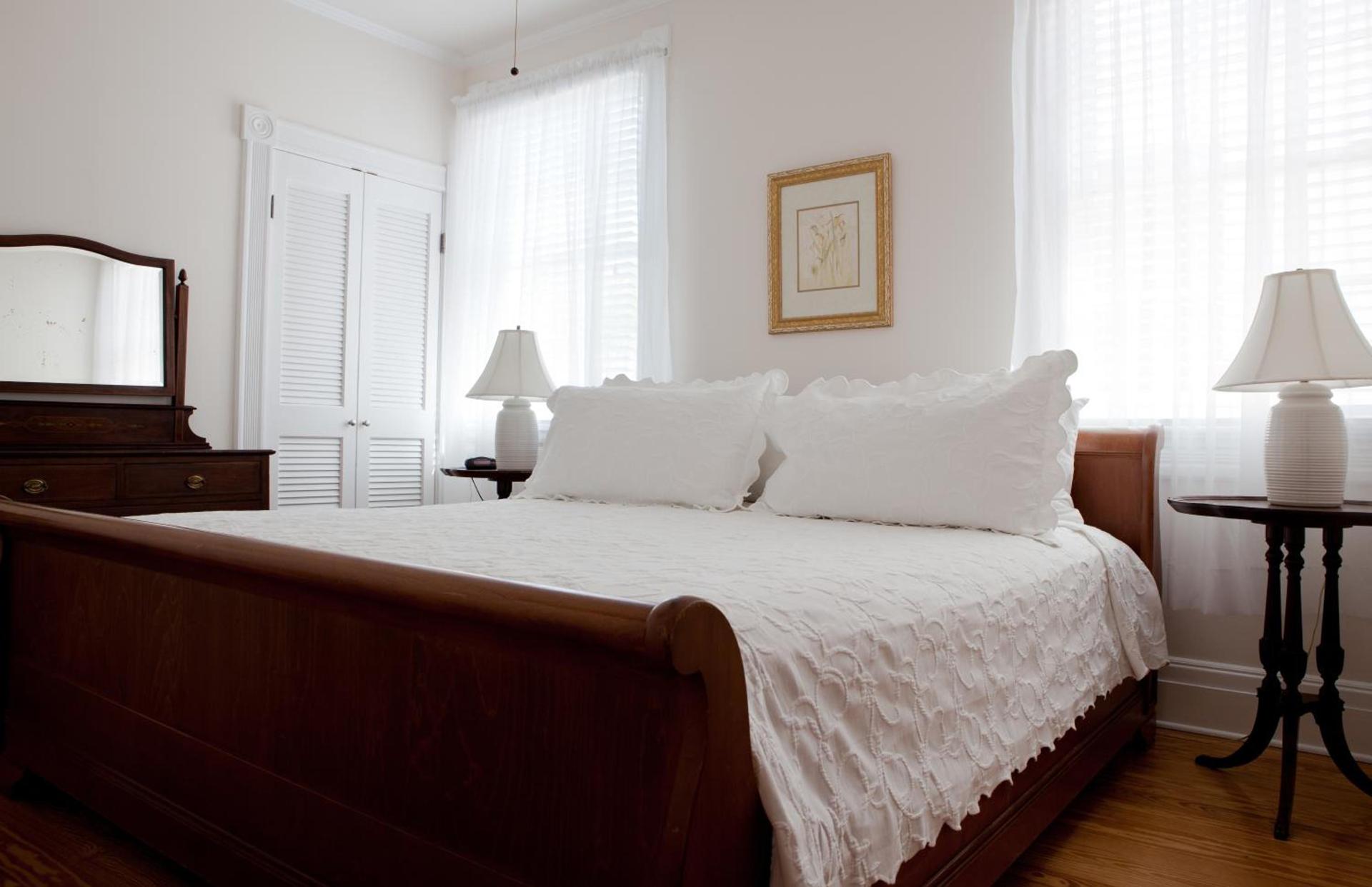 Island City House photo 23